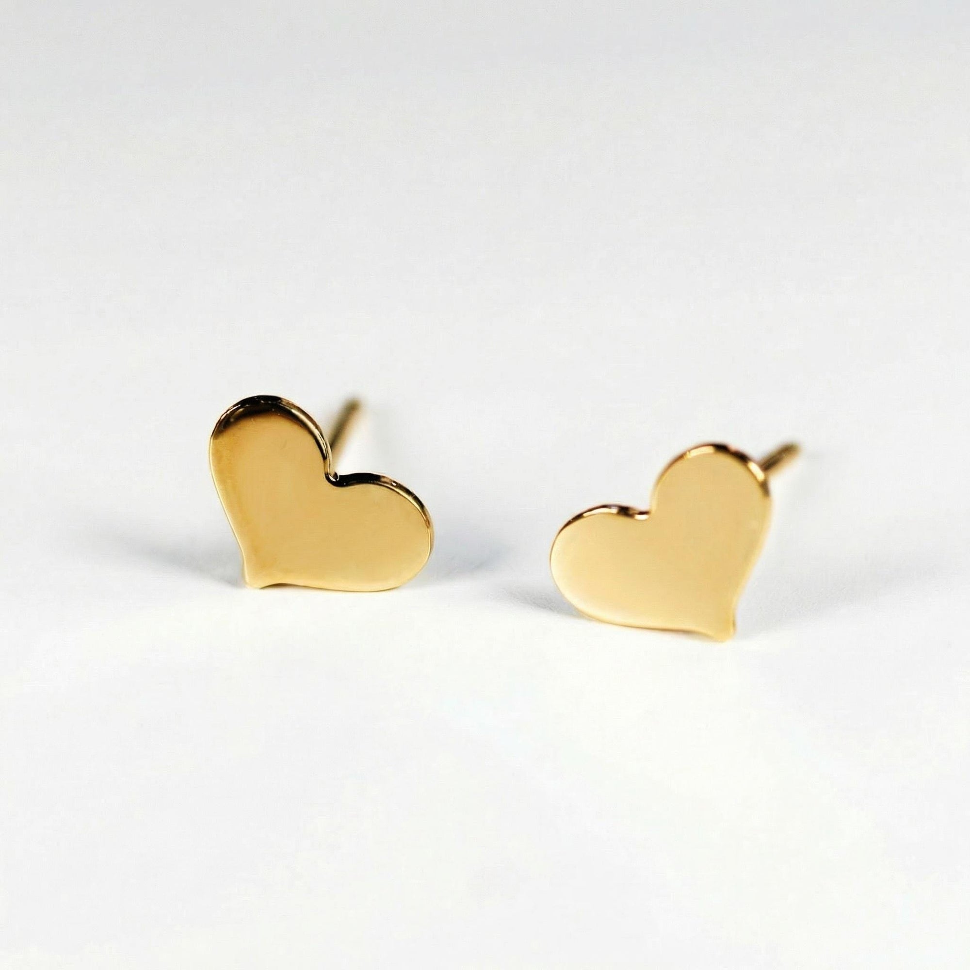 Tiny Heart Stud Earrings – Gold Filled Minimalist Earrings (Smooth or Hammered) - Melt'm Jewelry