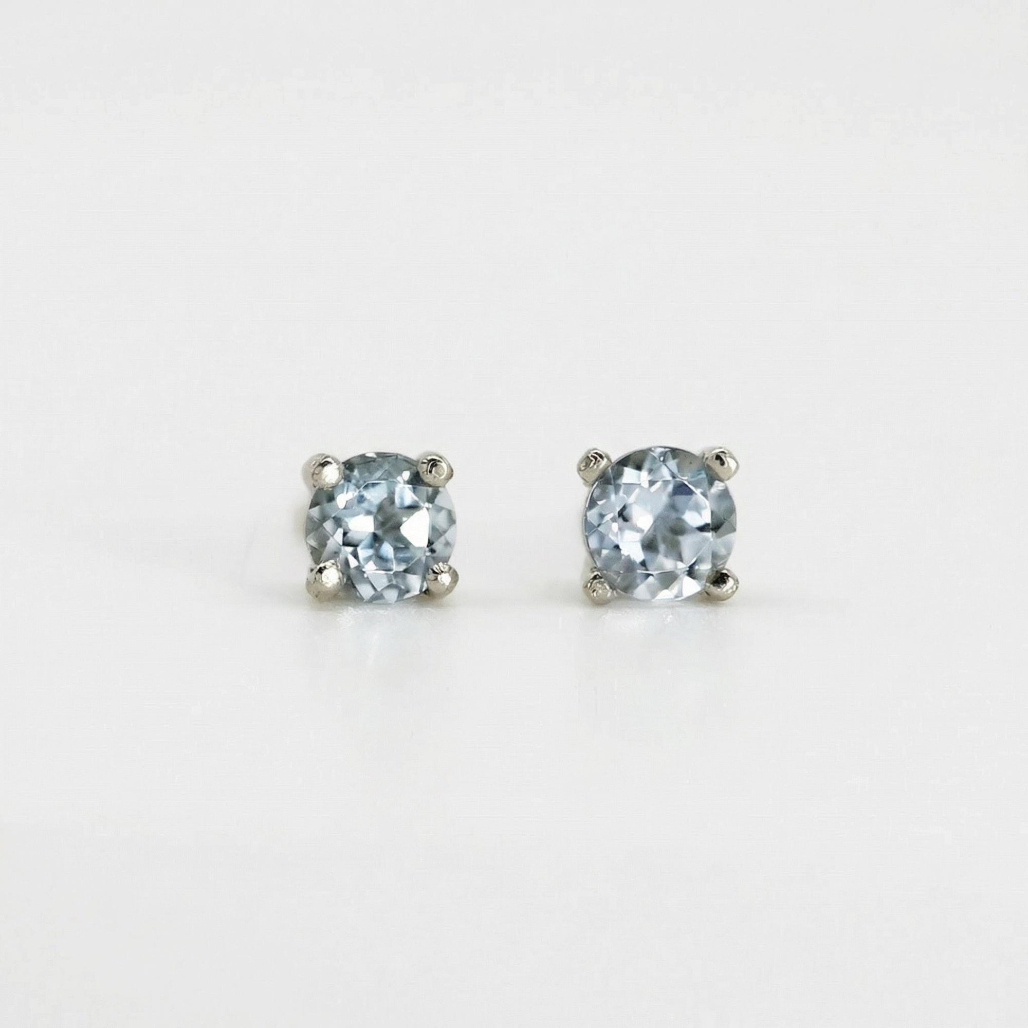 Aquamarine Stud Earrings 14k Gold - Melt'm Jewelry