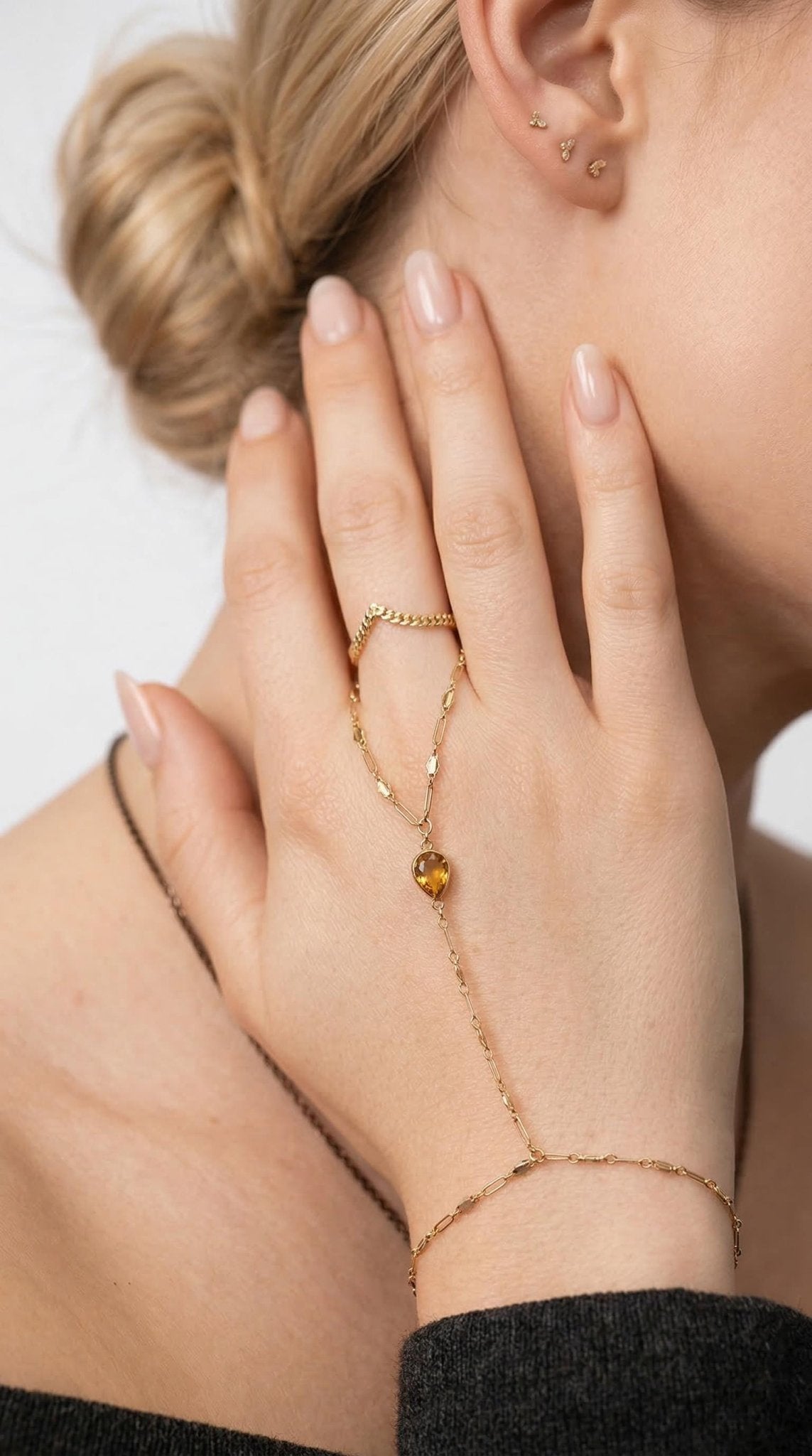 Gold Hand Chain Bracelet - Melt'm Jewelry