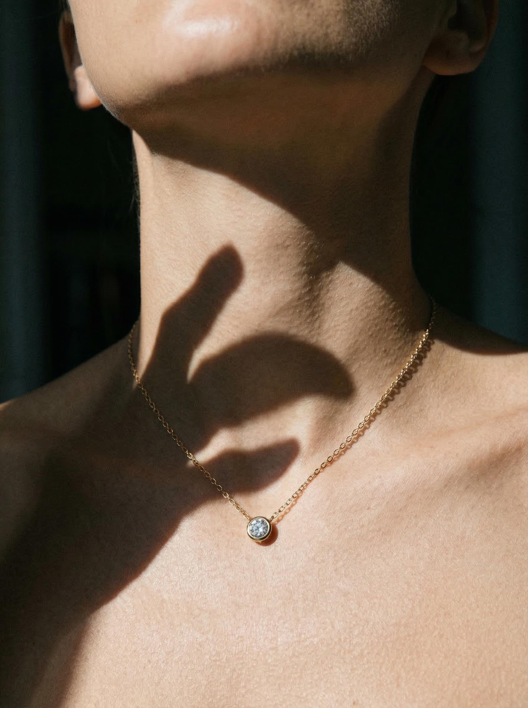 14k Solid Gold Moissanite Necklace – 5mm Round Bezel Pendant