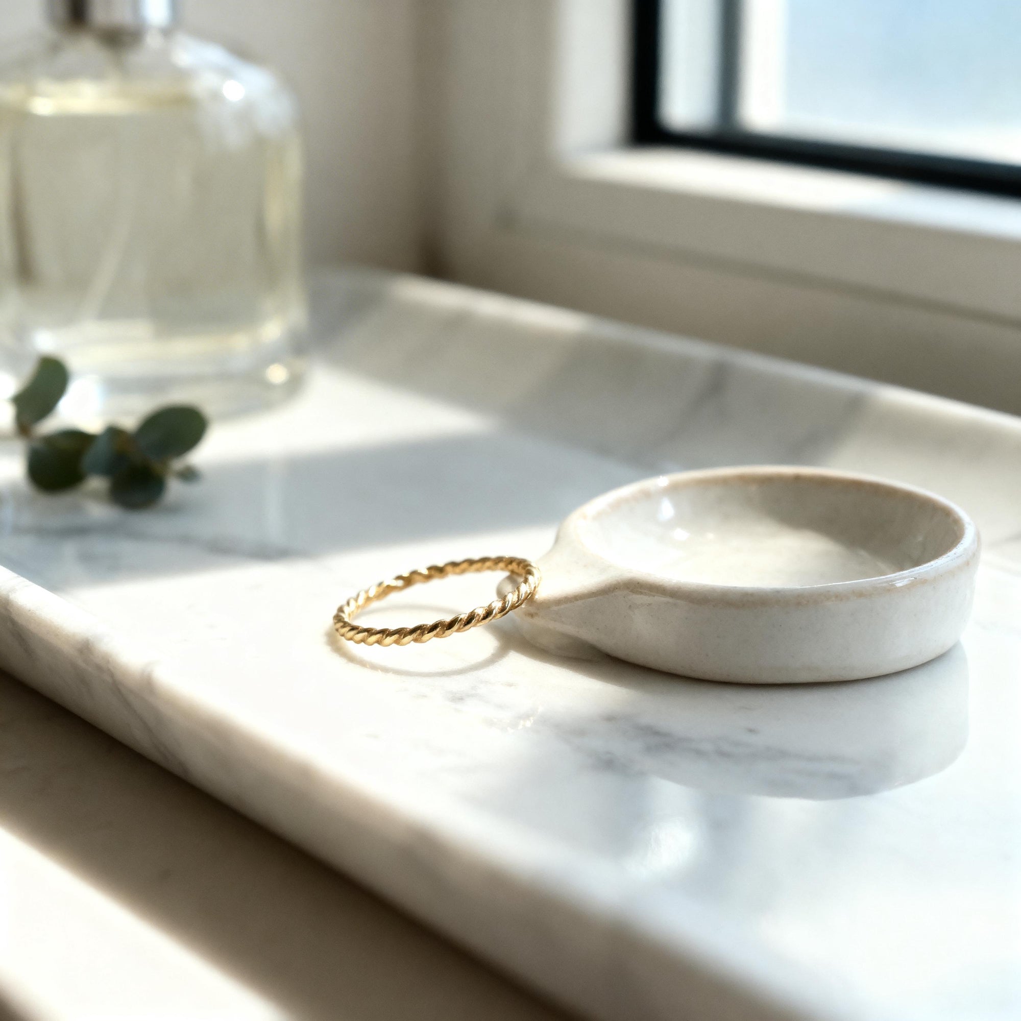 14k Solid Gold Twist Ring