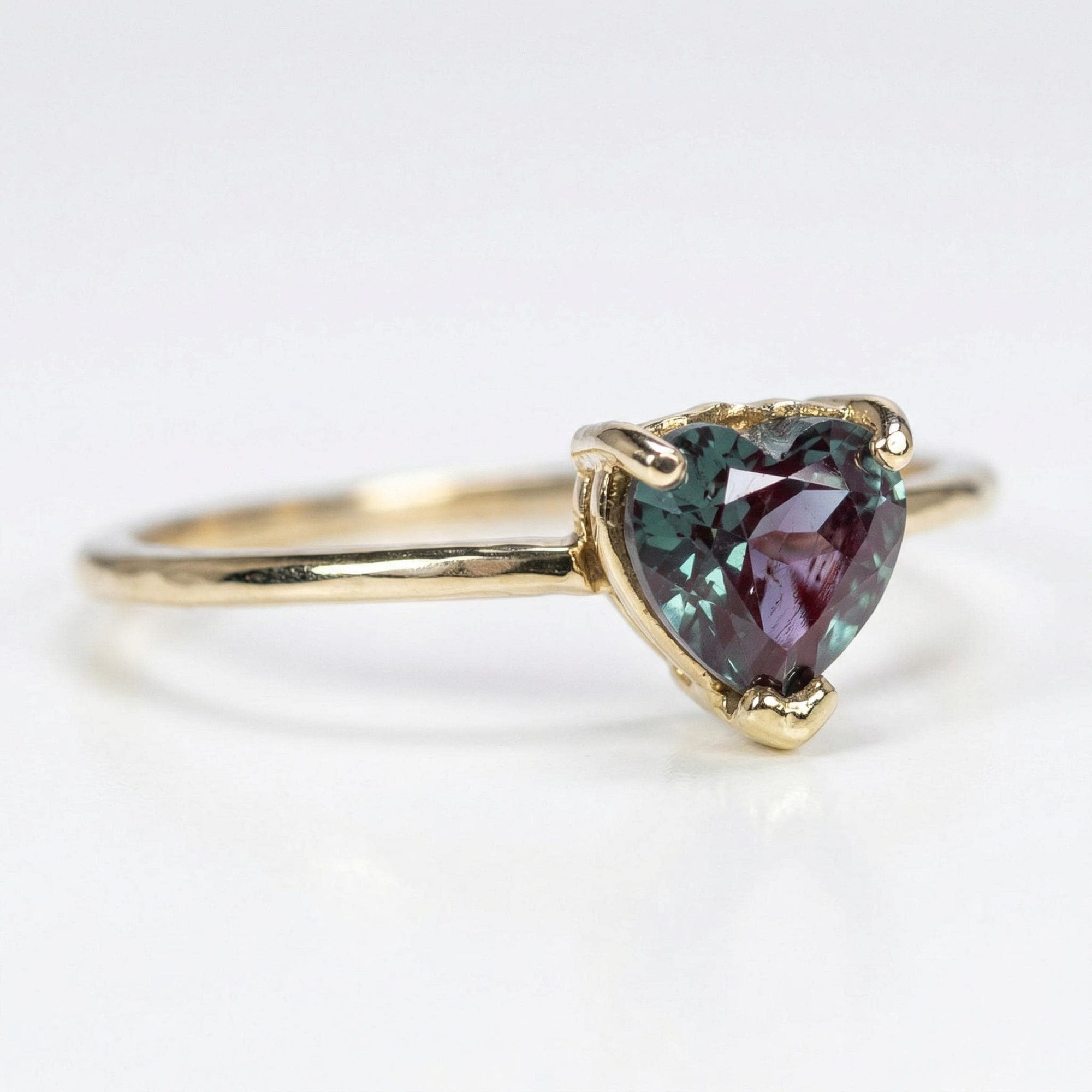 14K Gold Heart Cut Alexandrite Ring – June Birthstone Engagement Ring
