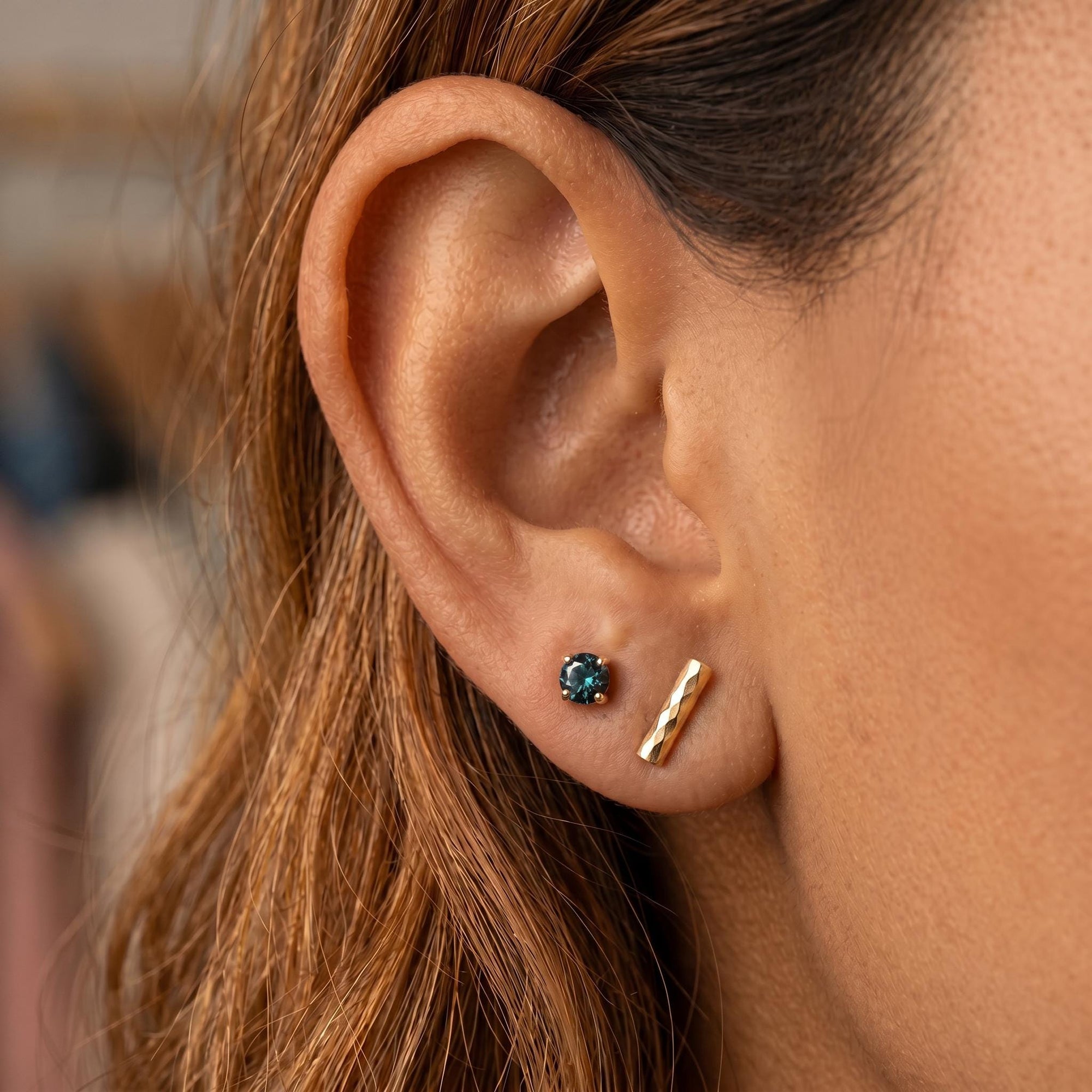 14k Gold Hammered Bar Stud Earrings (SINGLE or PAIR) - Melt'm Jewelry