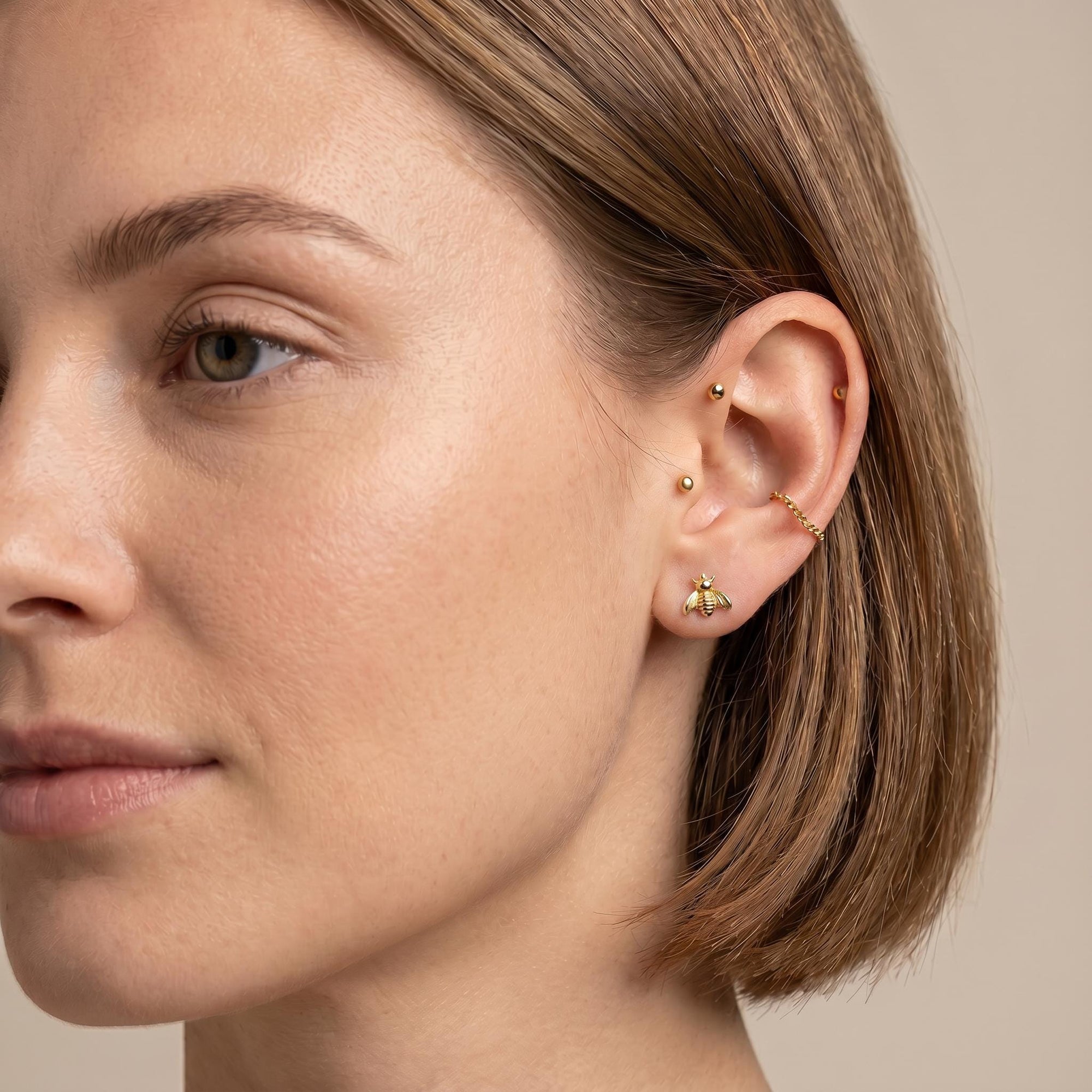 14k Gold Bee Stud Earrings - Melt'm Jewelry