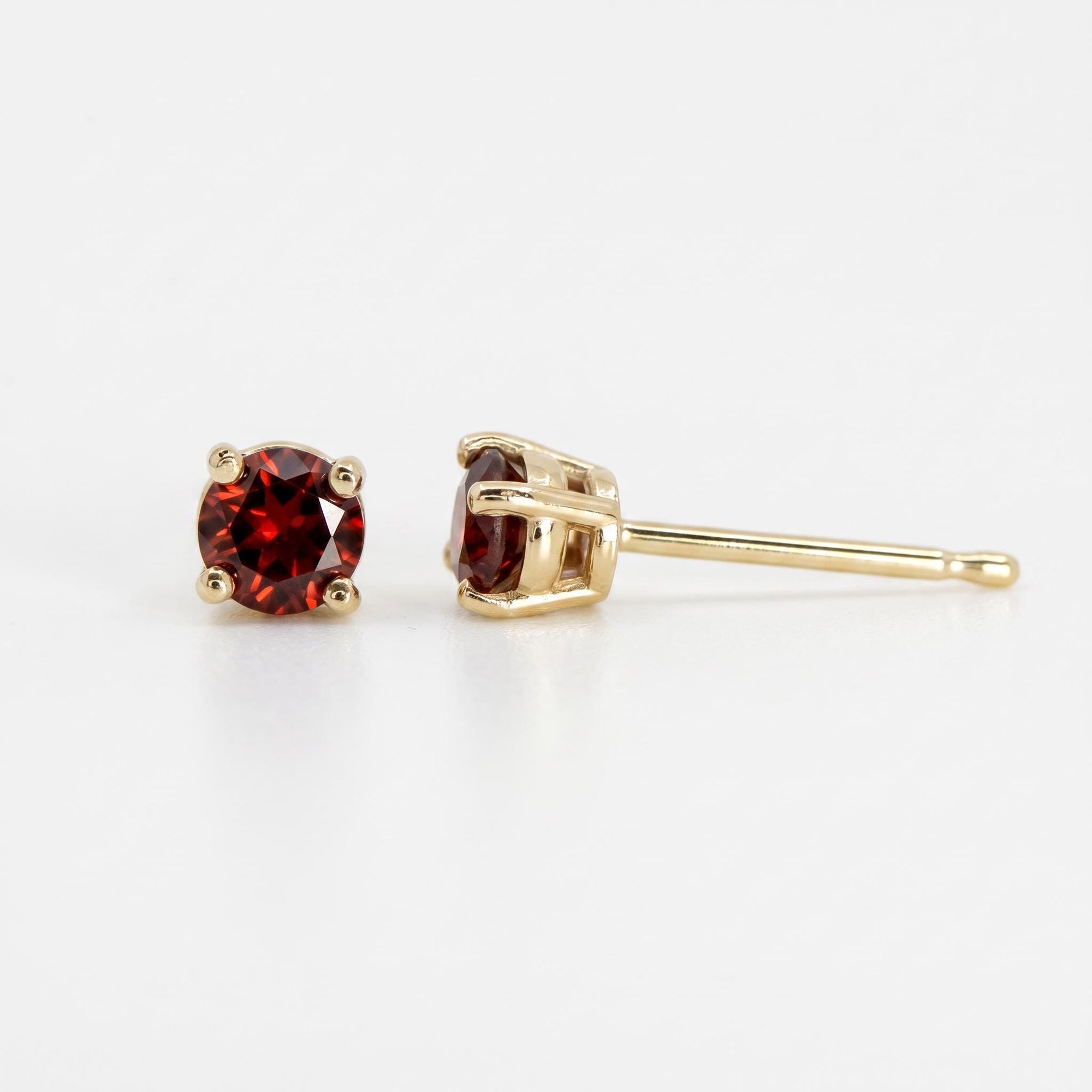 Garnet Stud Earrings 14k Gold - Melt'm Jewelry