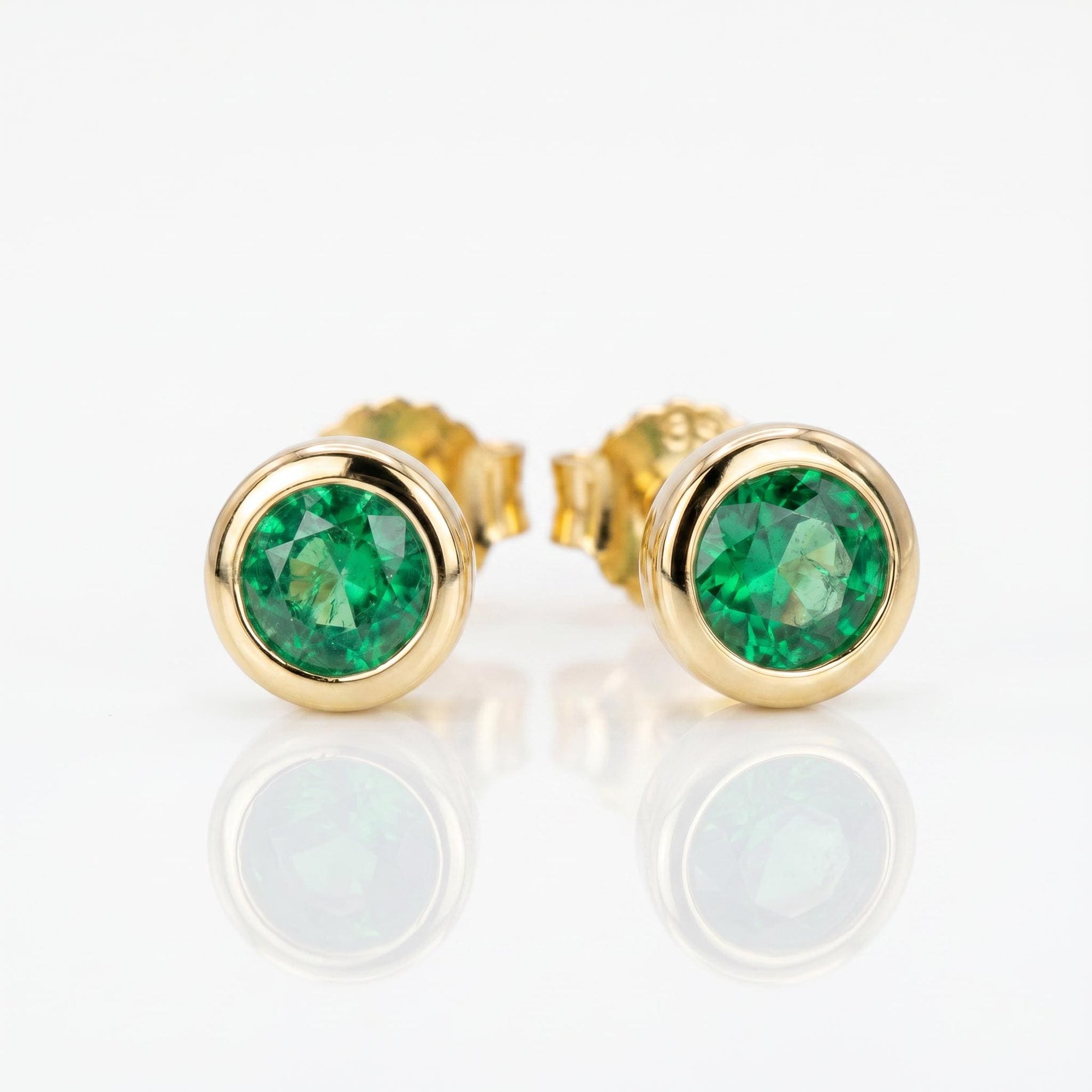 14k Gold Bezel Set Emerald Stud Earrings - Melt'm Jewelry