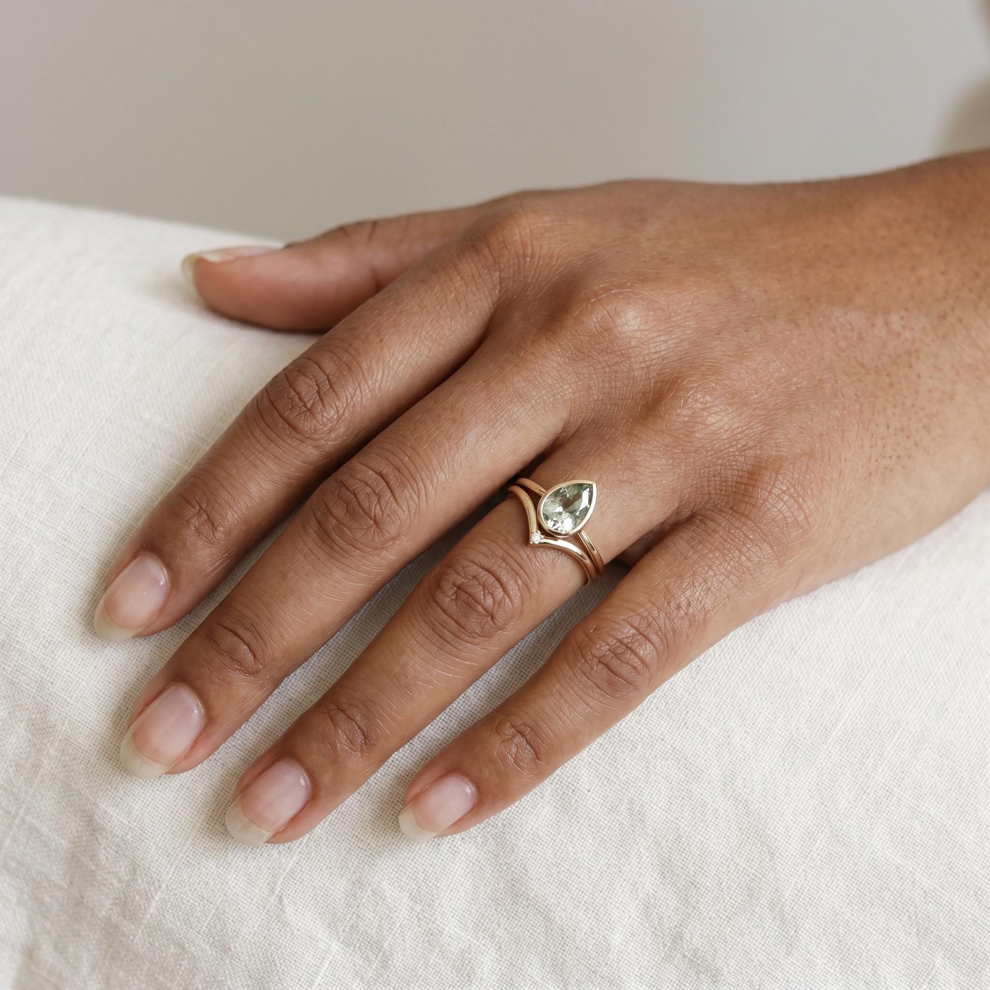 Pear Green Tourmaline Ring 14k Gold - Melt'm Jewelry