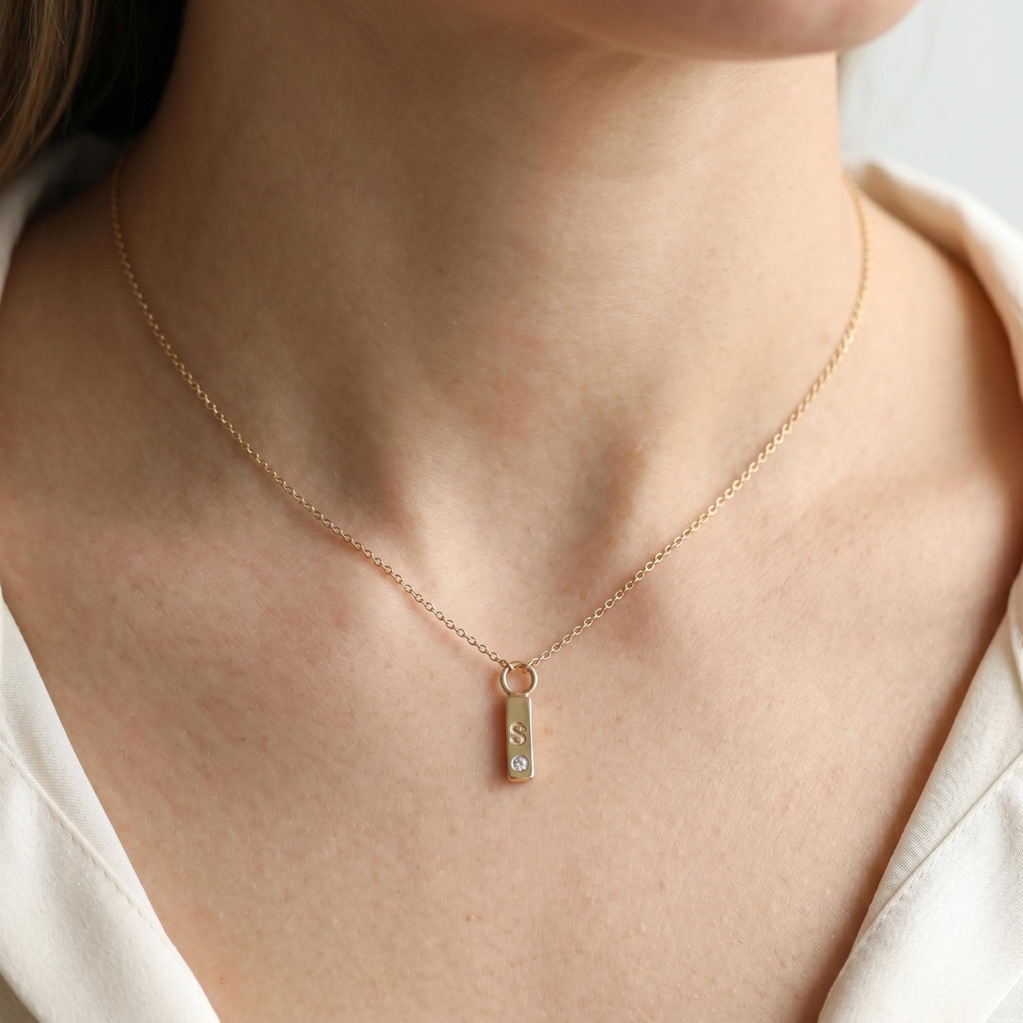 14k Solid Gold Vertical Bar Initial Necklace - Melt'm Jewelry
