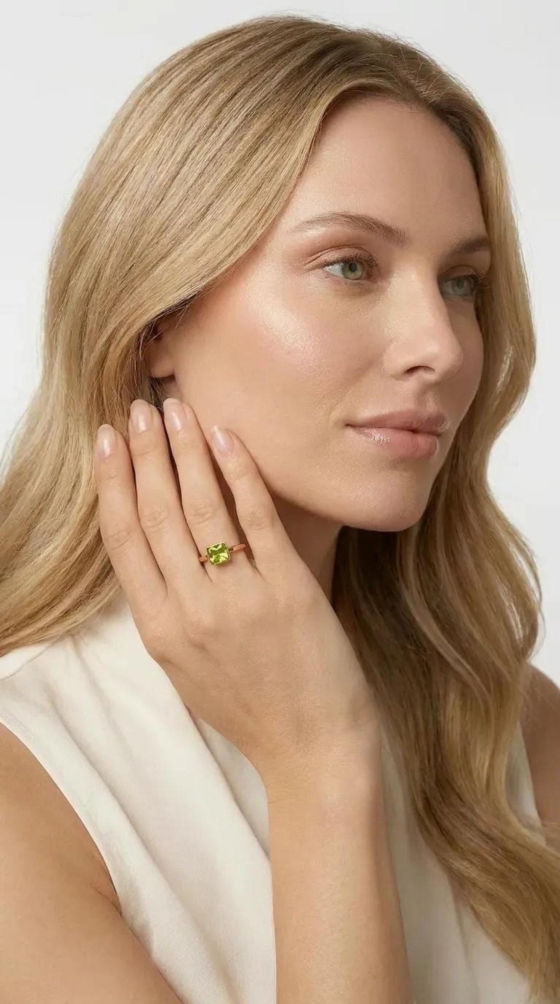 Princess Cut (Square) Peridot Ring 14k White Gold Bezel Setting - Melt'm Jewelry