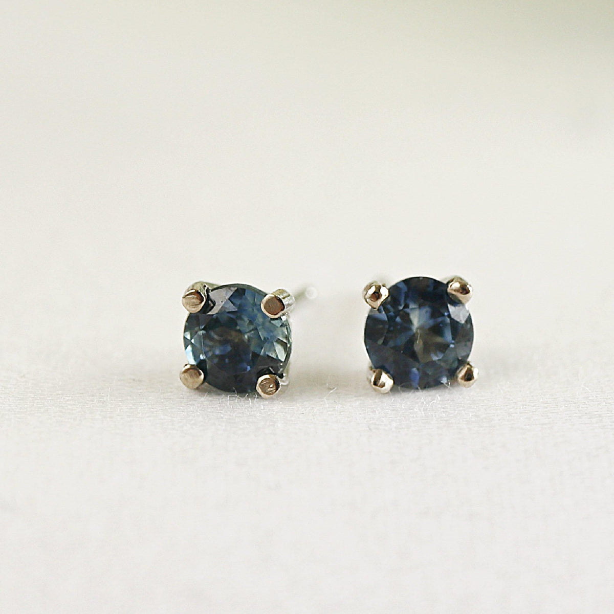 Blue Montana Sapphire Stud Earrings 14k Gold - Melt'm Jewelry
