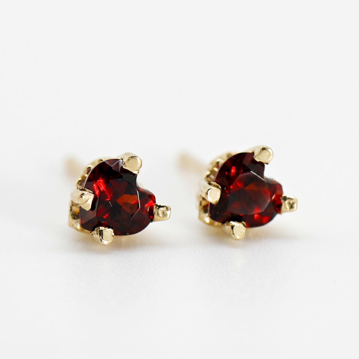 Garnet Heart Stud Earrings 14k Gold - Melt'm Jewelry