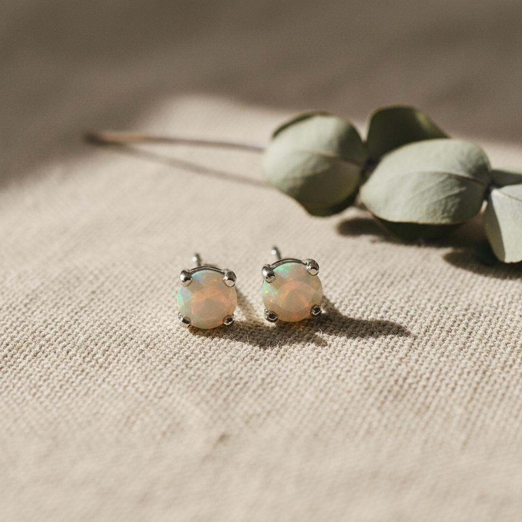 Round Cut Opal Stud Earrings 14k Gold - Melt'm Jewelry
