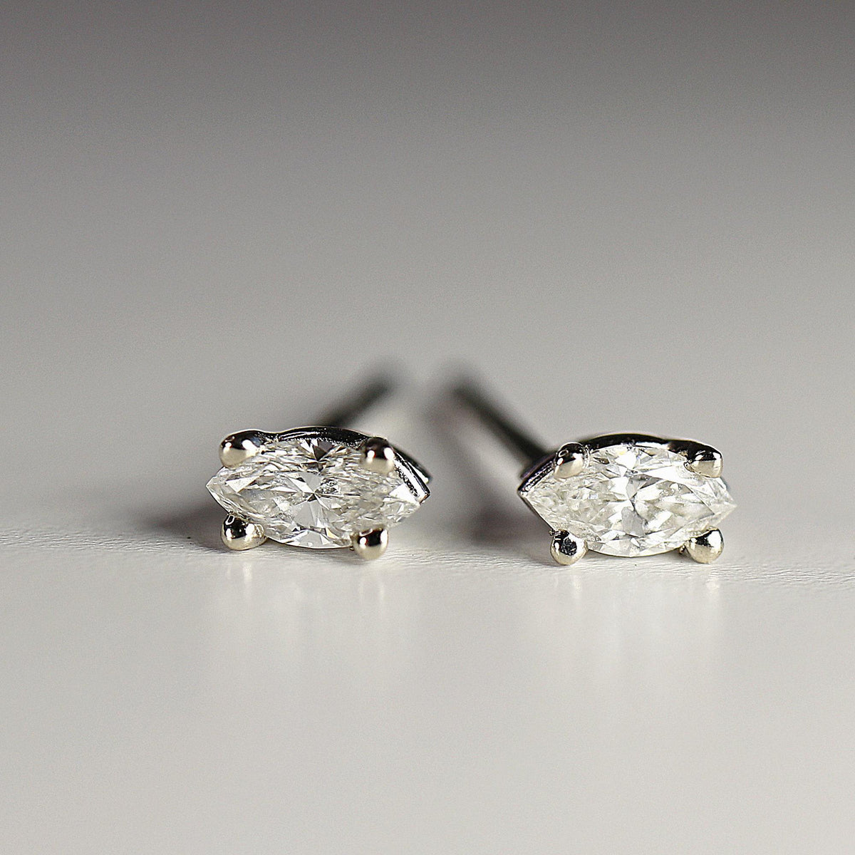 Marquise Diamond Stud Earrings, 0.14 ct VS Diamond Earrings 14k Gold - Melt'm Jewelry