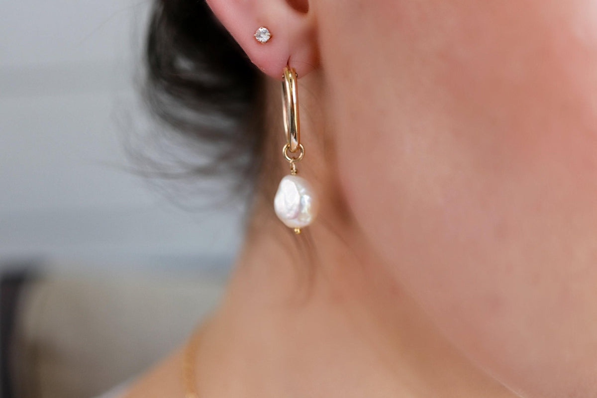 Pearl Hoop Earrings, Gold Filled Oval Hoop Earrings with Baroque Pearls - Melt'm Jewelry
