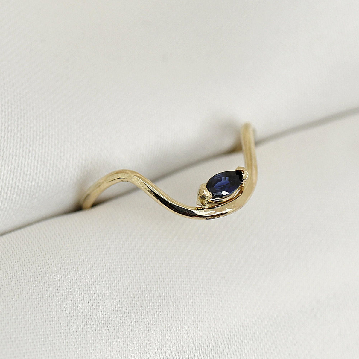 Marquise Sapphire Engagement Ring - Melt'm Jewelry