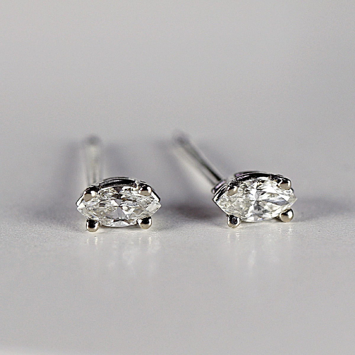 Marquise Diamond Stud Earrings, 0.14 ct VS Diamond Earrings 14k Gold - Melt'm Jewelry