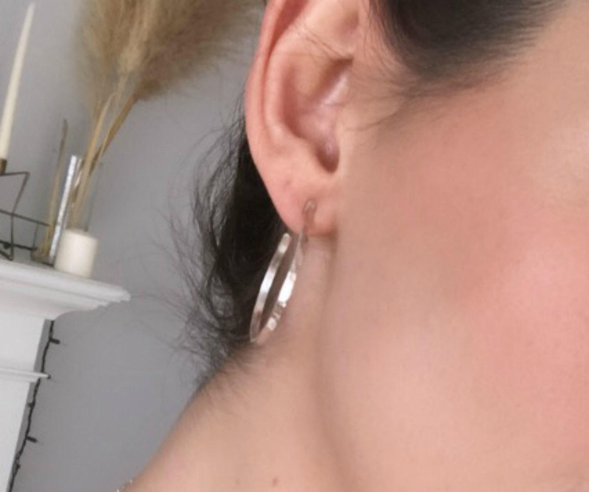 Lightweight 1 Inch Silver Hoop Earrings - Melt'm Jewelry