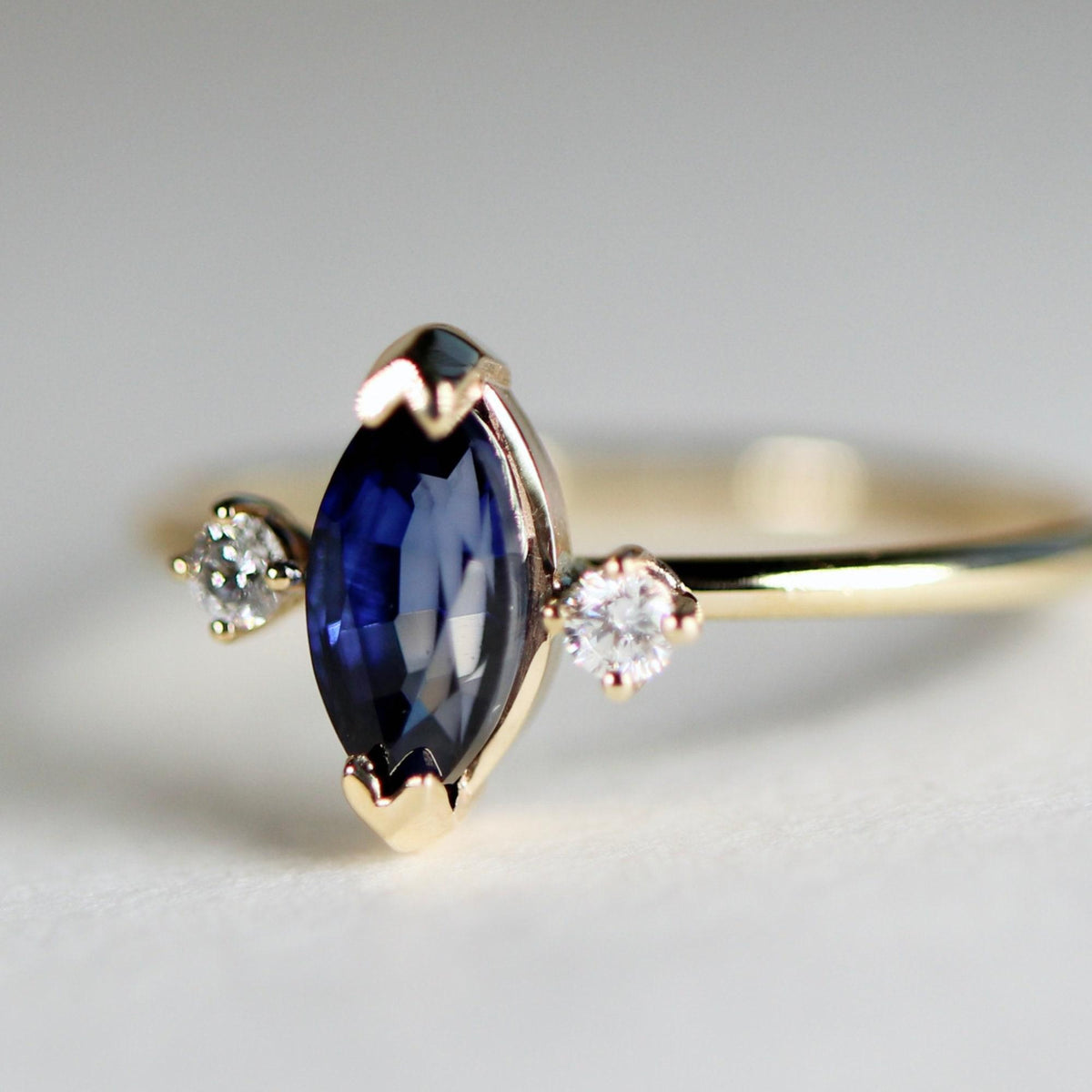 Marquise Blue Sapphire &amp; Diamonds Ring - Melt'm Jewelry