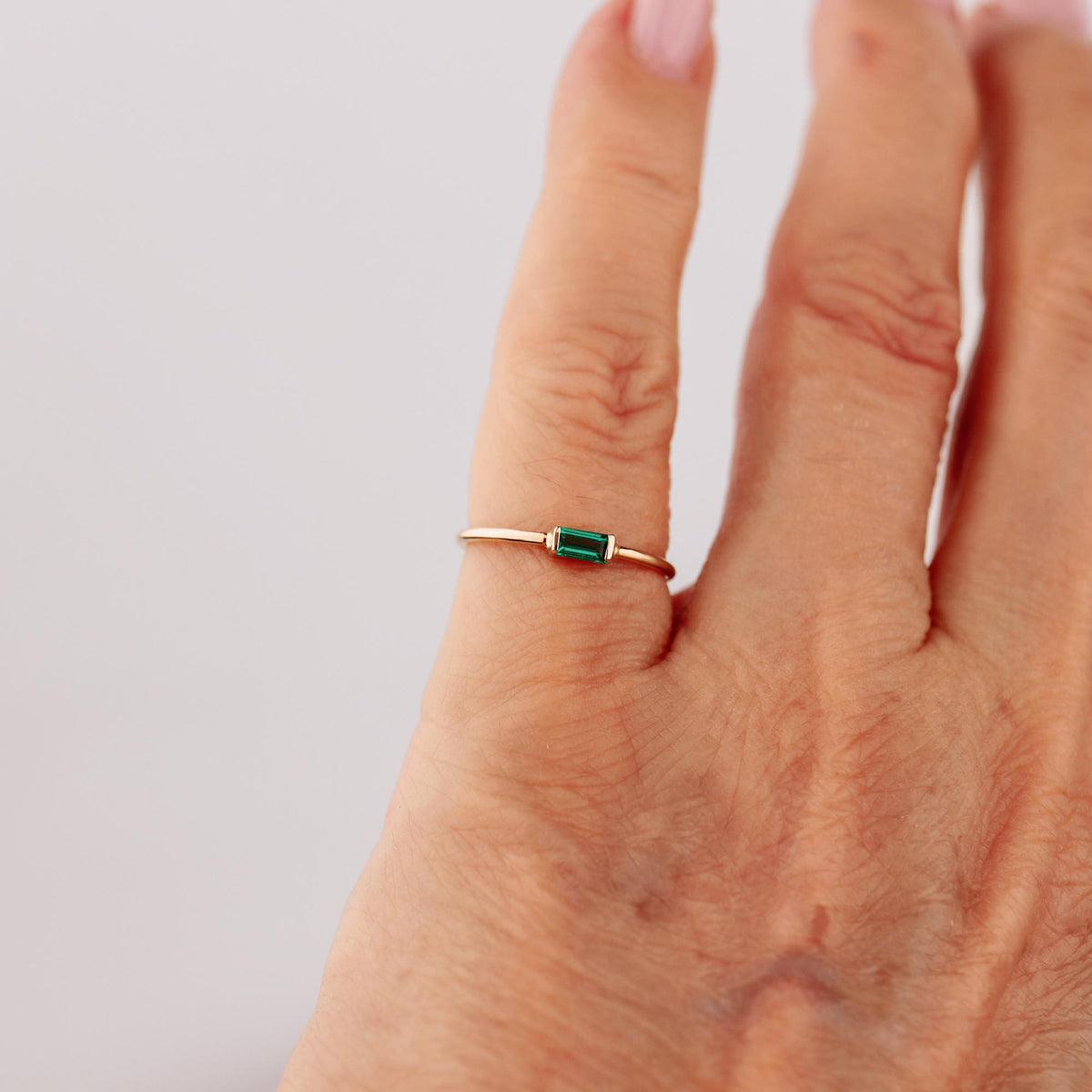 Minimalist Baguette Emerald Ring 14k Gold - Melt'm Jewelry