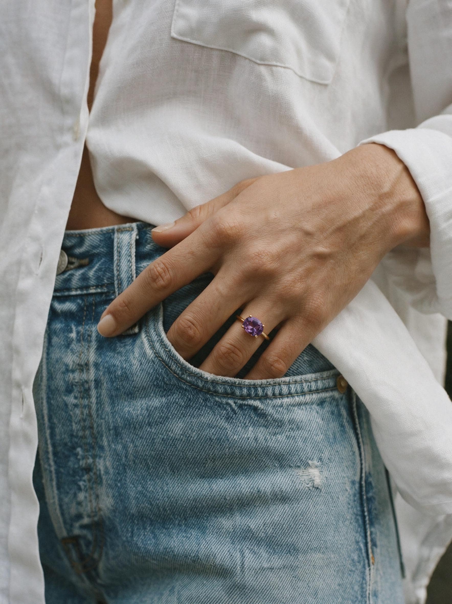Color Change Sapphire Ring 14K Gold, East West Oval Lab Grown Sapphire Ring, Purple Sapphire Engagement Ring, Alternative Bridal Ring