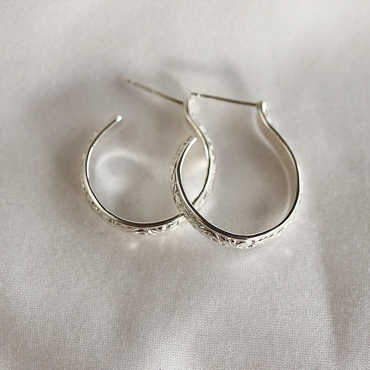 Small Sterling Silver Hoops Earrings, 3/4 Inch Patterned Silver Hoop Earrings - Melt'm Jewelry