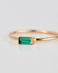 Minimalist Baguette Emerald Ring 14k Gold - Melt'm Jewelry