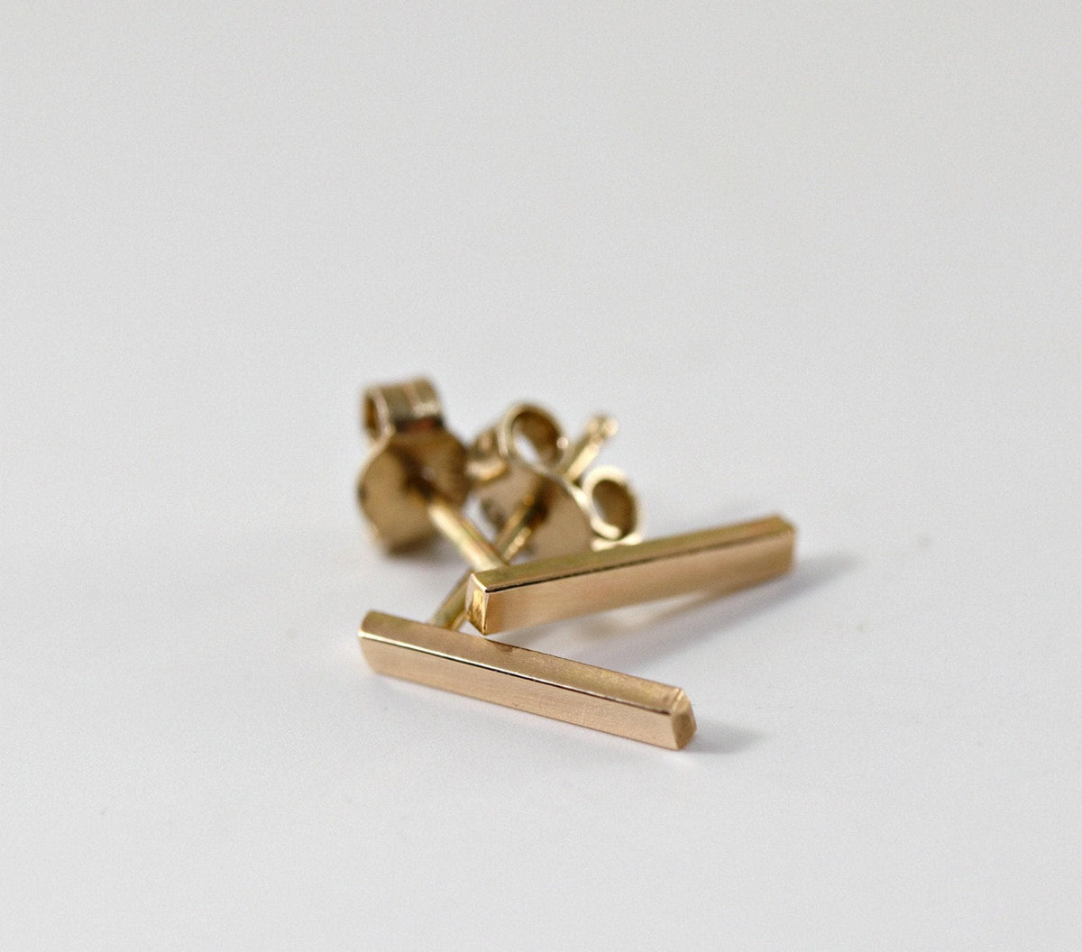 14k Solid Gold Bar Dainty Studs - Melt'm Jewelry