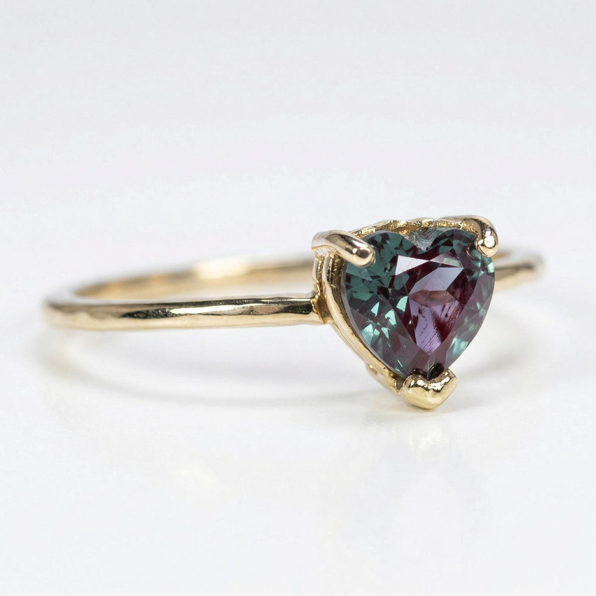 14K Gold Heart Cut Alexandrite Ring – June Birthstone Engagement Ring - Melt'm Jewelry
