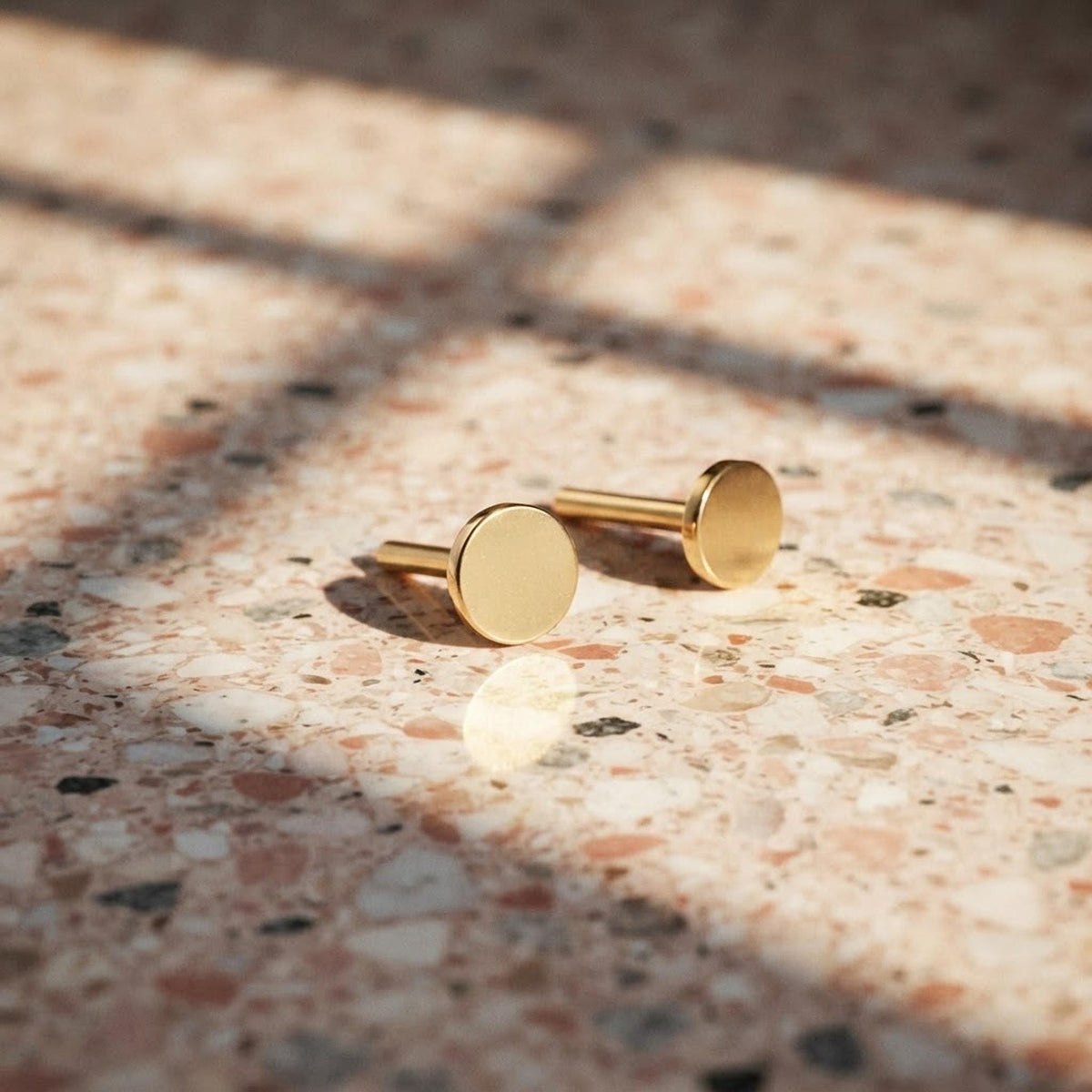 Tiny Gold Circle Cartilage Earrings in 14k Gold ( SINGLE OR PAIR ) - flat back internally threaded labret studs - Melt'm Jewelry