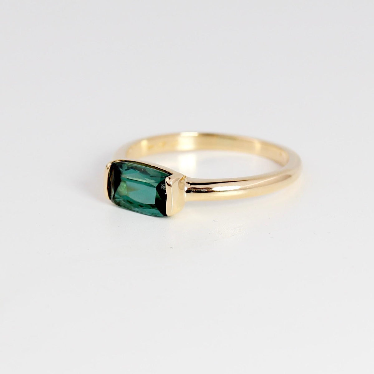 One of a Kind Green Tourmaline Ring, 14K Solid Gold Baguette Ring, October Birthstone Ring, East West Gemstone Ring - Melt'm Jewelry