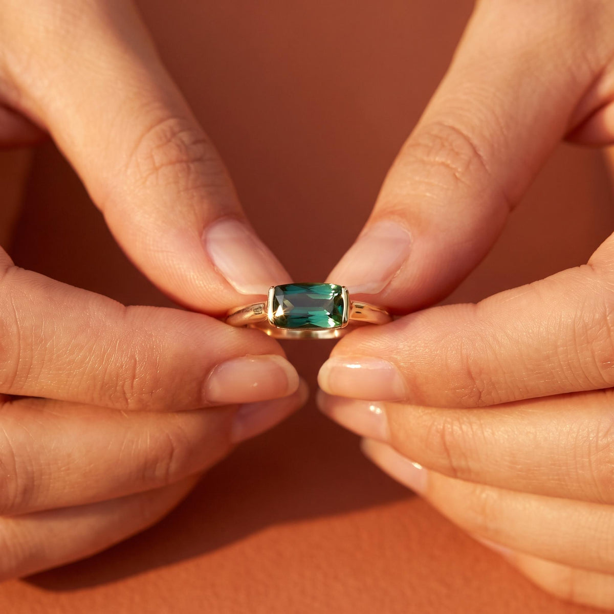 One of a Kind Green Tourmaline Ring, 14K Solid Gold Baguette Ring, October Birthstone Ring, East West Gemstone Ring - Melt'm Jewelry