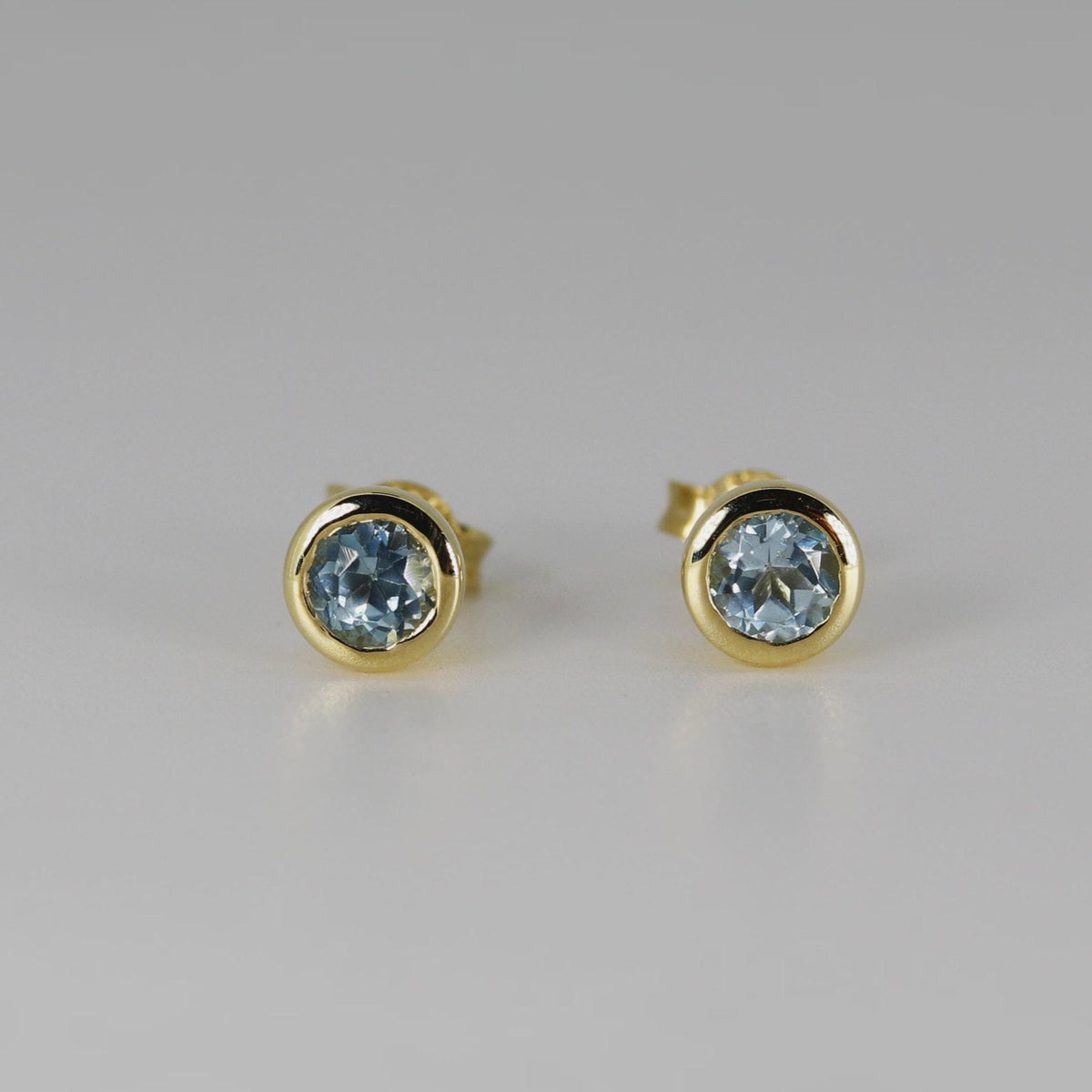 Round Aquamarine Bezel Earrings 14k Gold, Natural Aquamarine March Birthstone Studs - Melt'm Jewelry