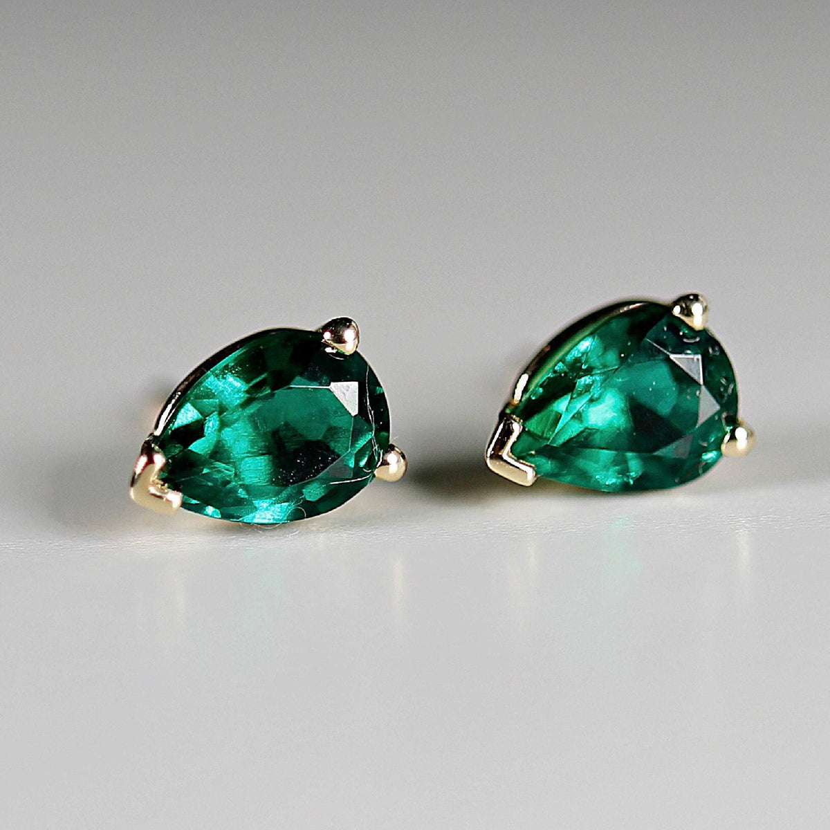Genuine Pear Emerald Earrings 14k Gold - Melt'm Jewelry