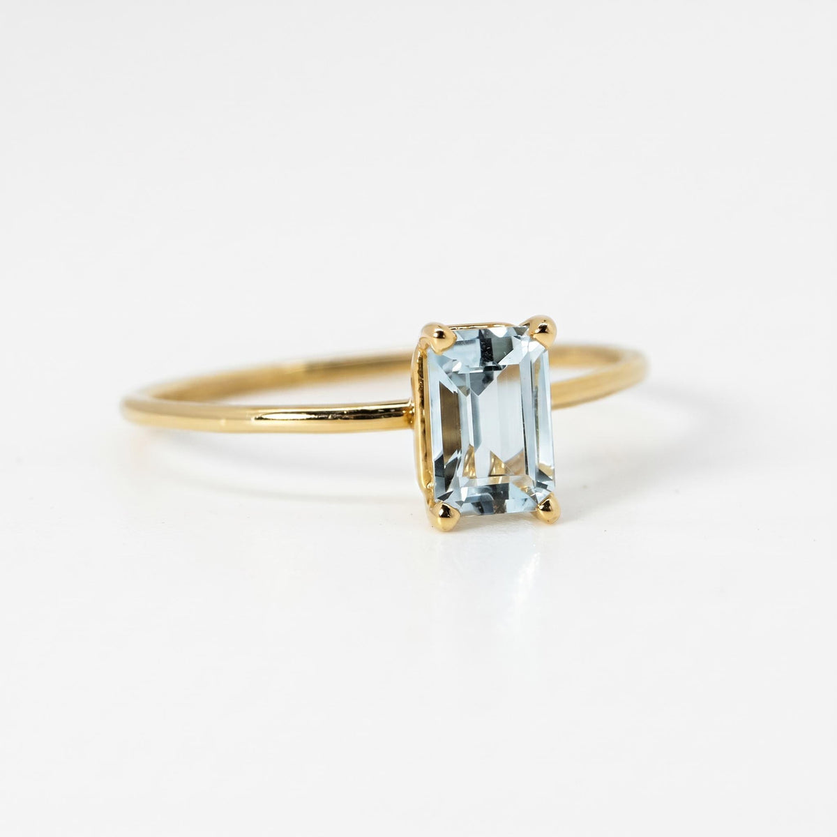 14k Gold Emerald Cut Aquamarine Ring - Melt'm Jewelry