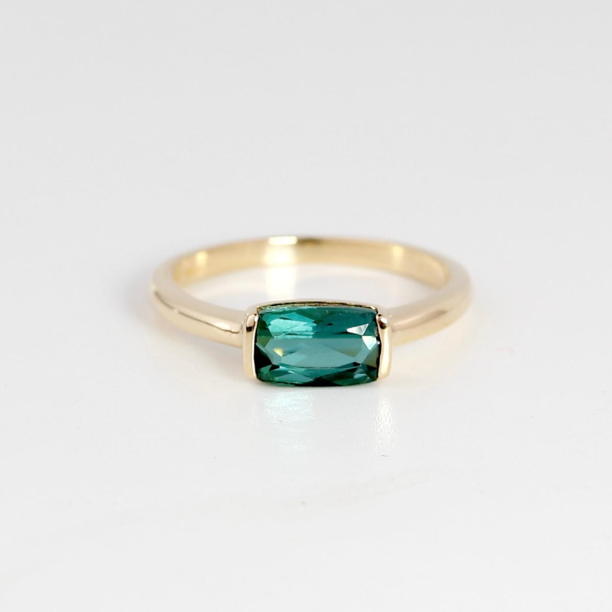 One of a Kind Green Tourmaline Ring, 14K Solid Gold Baguette Ring, October Birthstone Ring, East West Gemstone Ring - Melt'm Jewelry