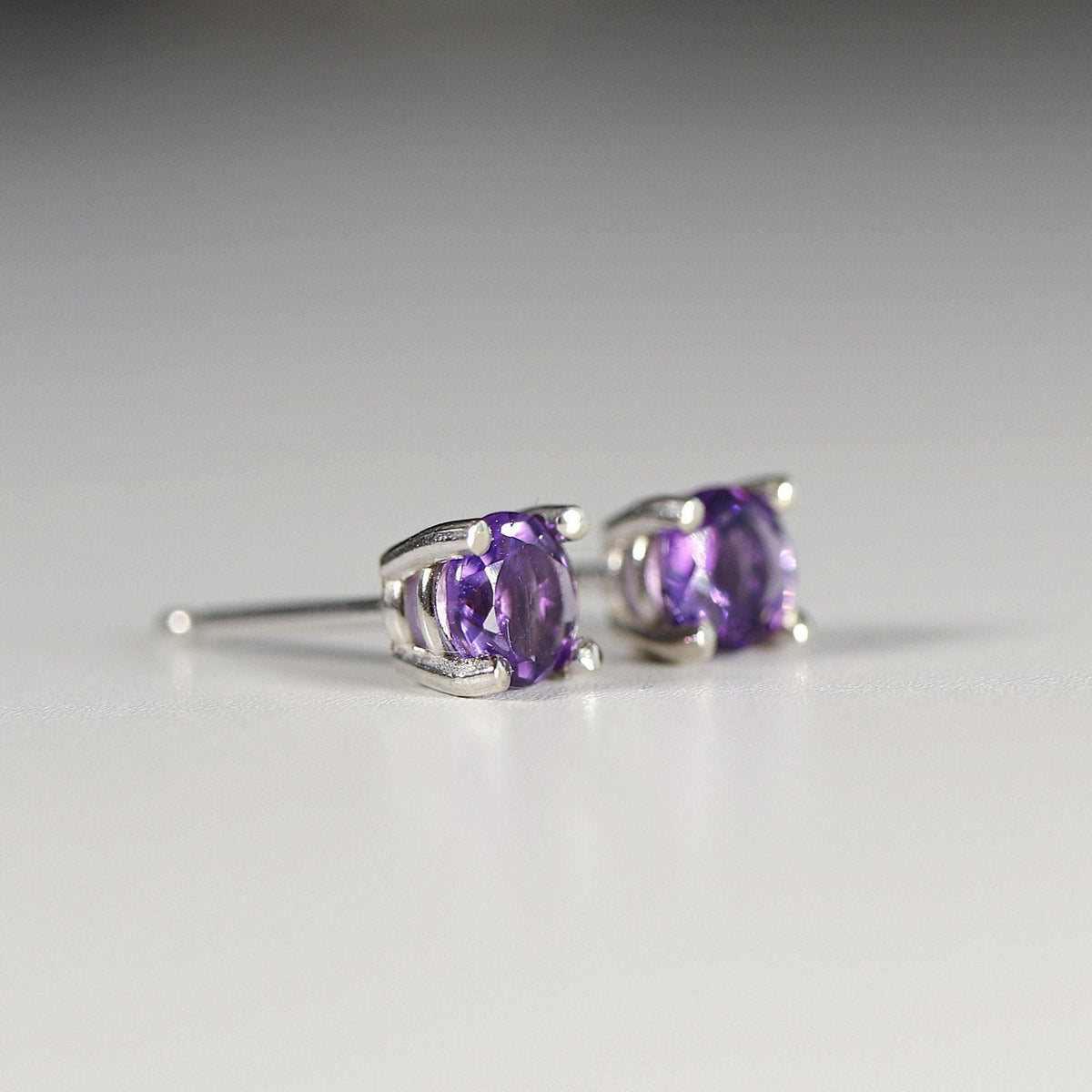 Amethyst Stud Earrings 14k Gold - Melt'm Jewelry