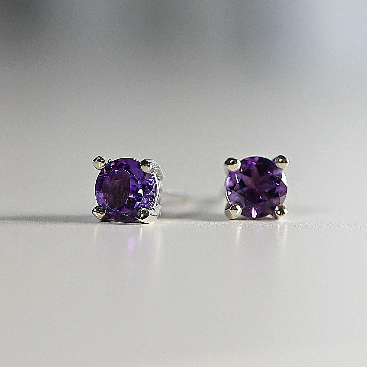 Amethyst Stud Earrings 14k Gold - Melt'm Jewelry