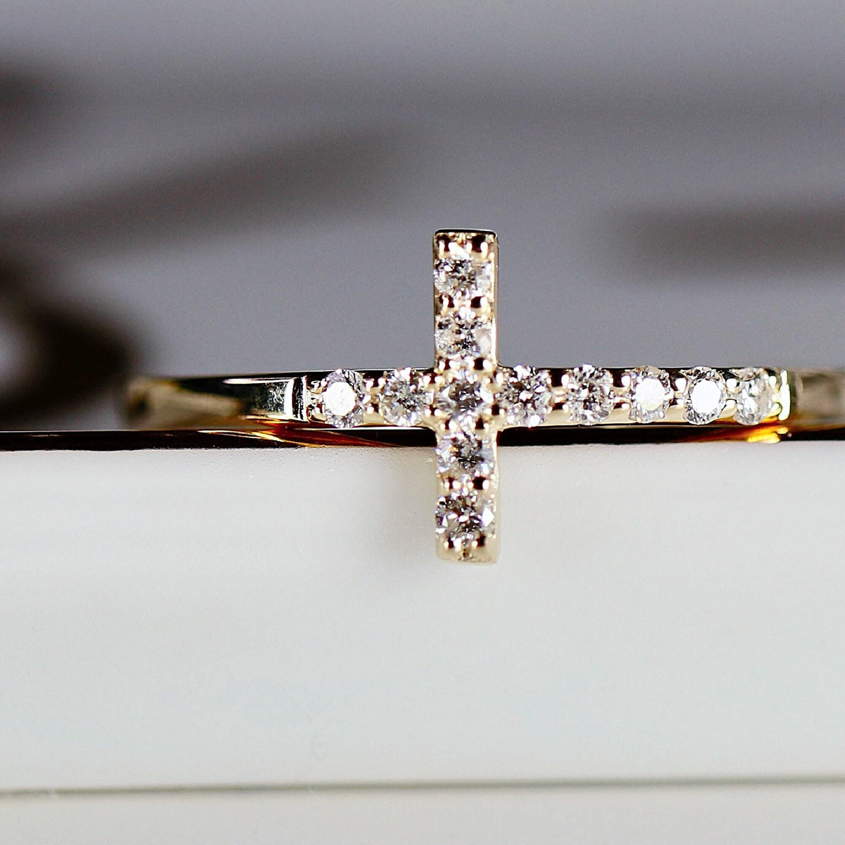 Diamond Cross Ring in 14K Gold - Melt'm Jewelry