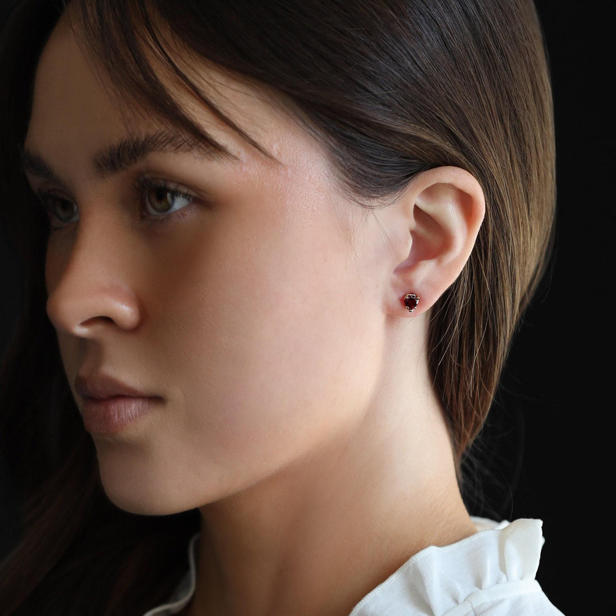 Garnet Heart Stud Earrings 14k Gold - Melt'm Jewelry
