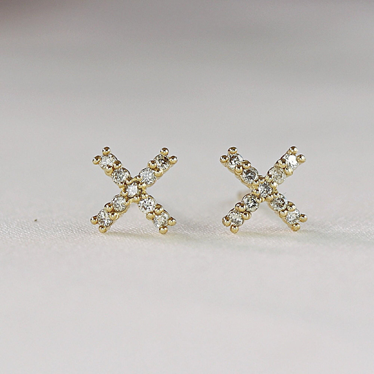 Diamond X Stud Earrings in 14k Yellow Gold - Melt'm Jewelry