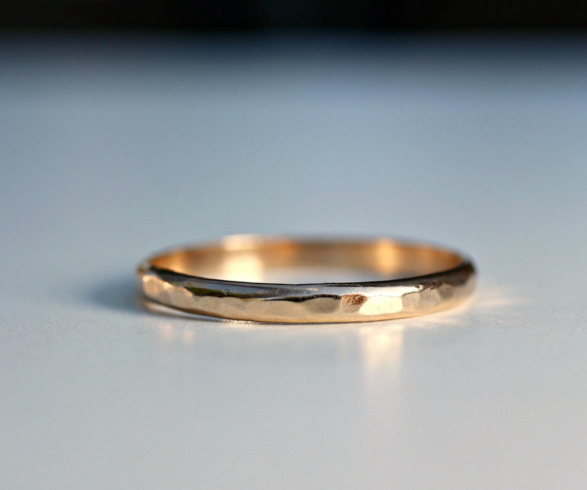 14k Solid Gold Plain Wedding Band Hammered - Melt'm Jewelry