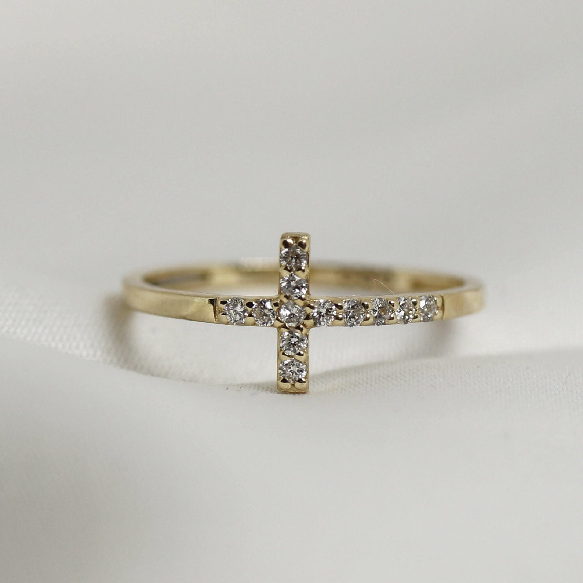 Diamond Cross Ring in 14K Gold - Melt'm Jewelry