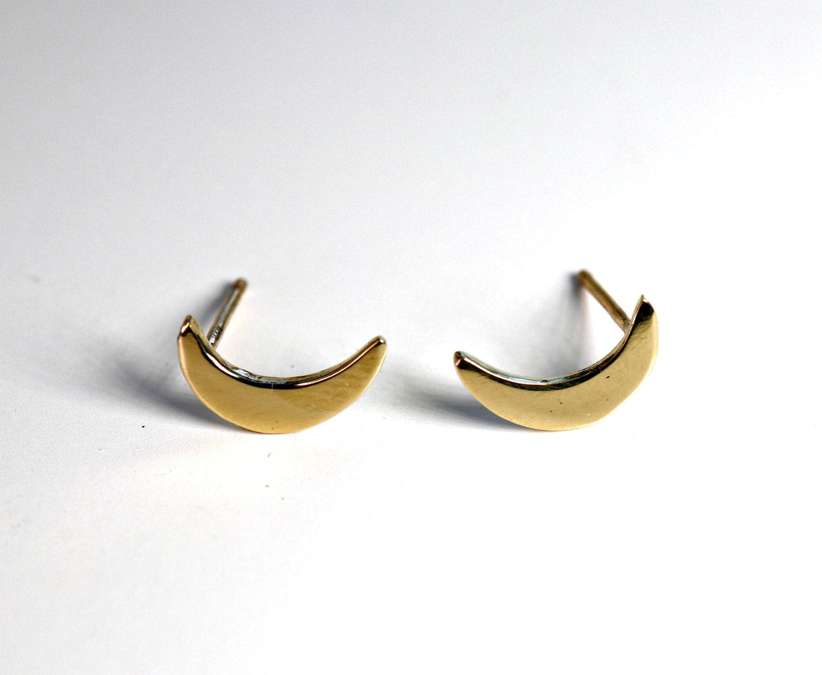 14k Solid Gold Crescent Moon Earrings, Moon Stud Earrings - Melt'm Jewelry