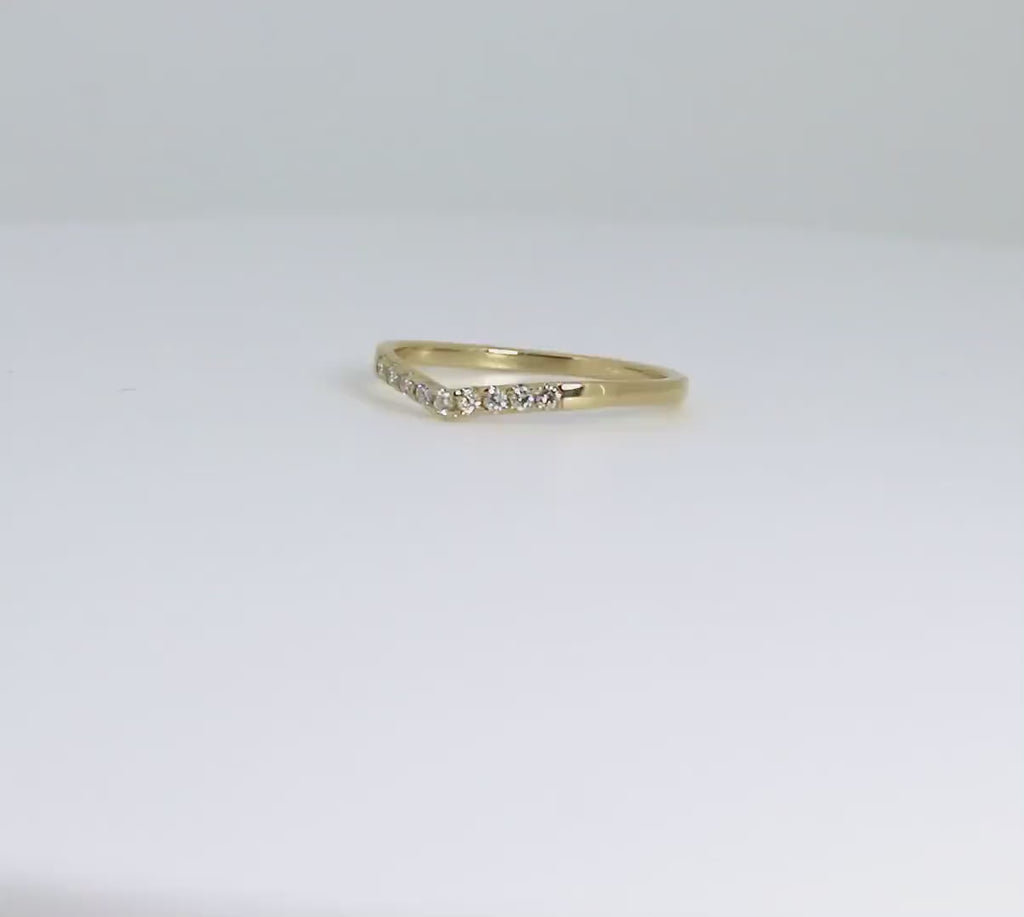 Curved Diamond Wedding Band Ring