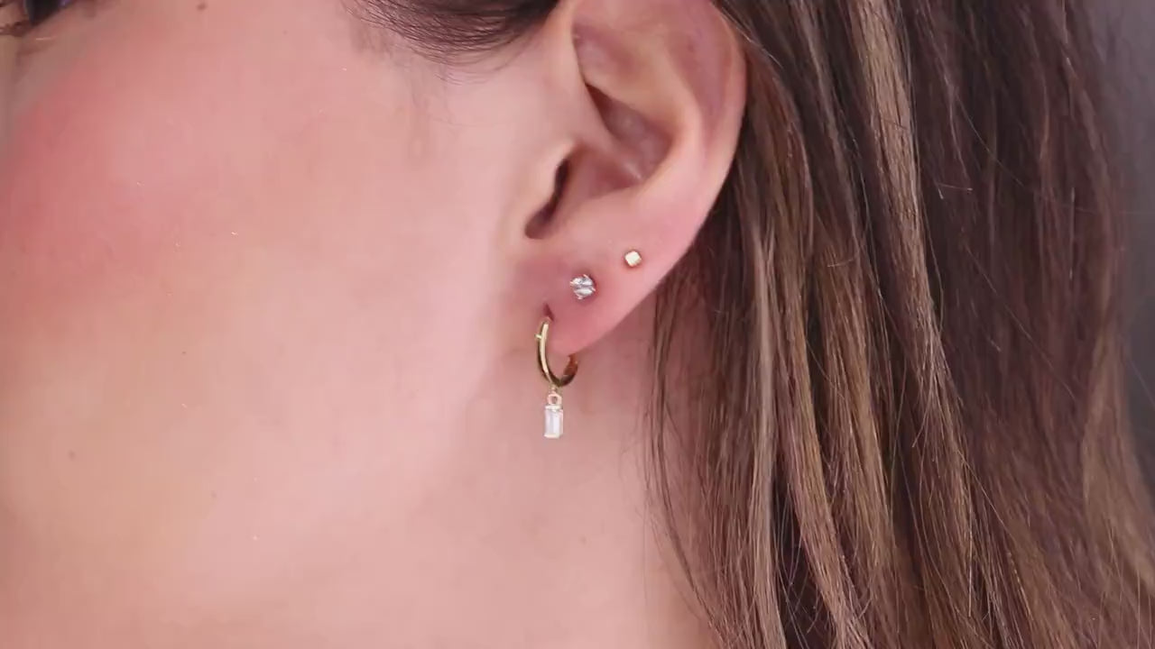 Cube Stud Earrings in 14k Gold