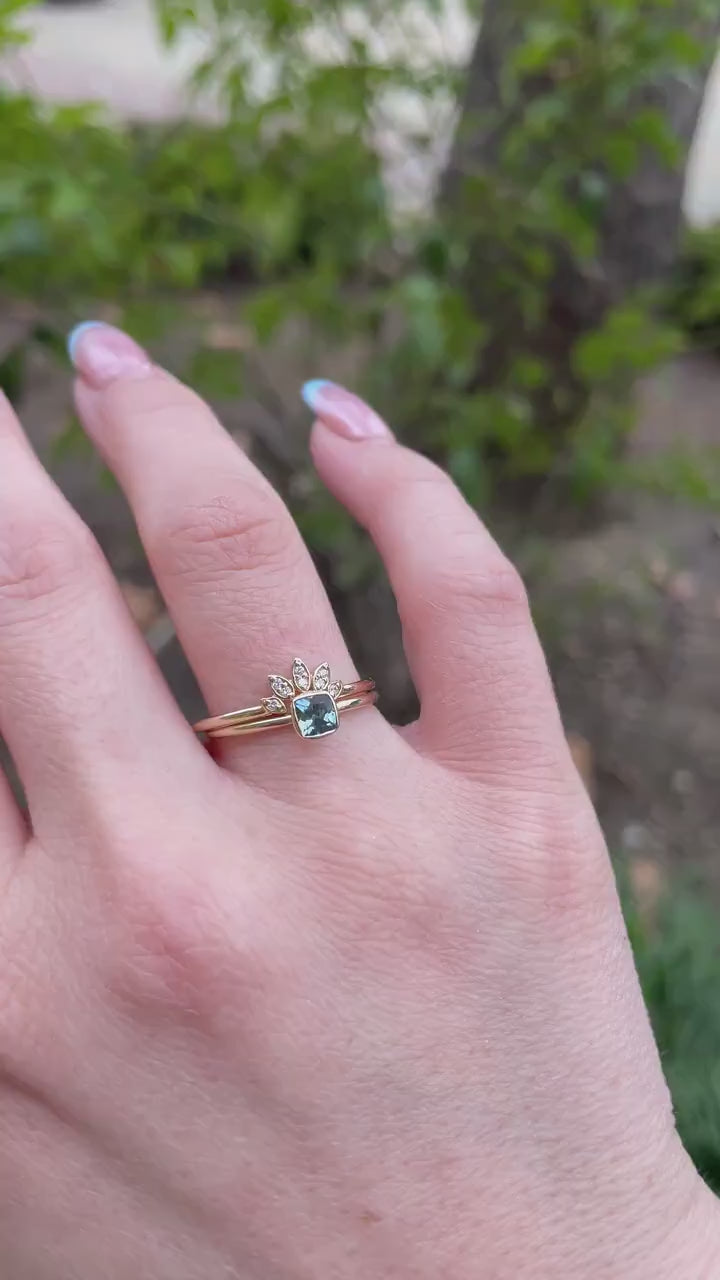 Diamond Curve Band Ring