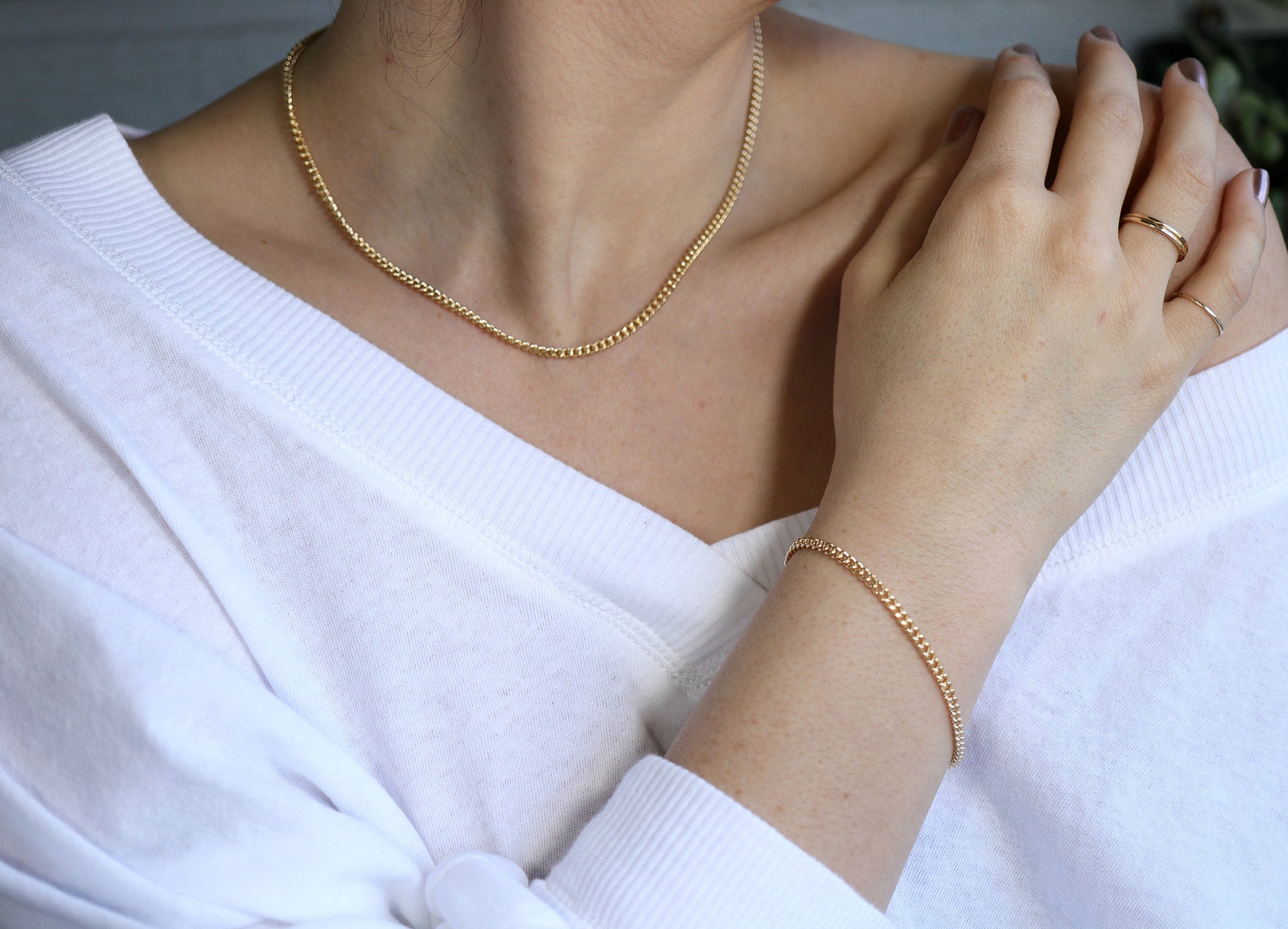 Gold Curb Chain Bracelet