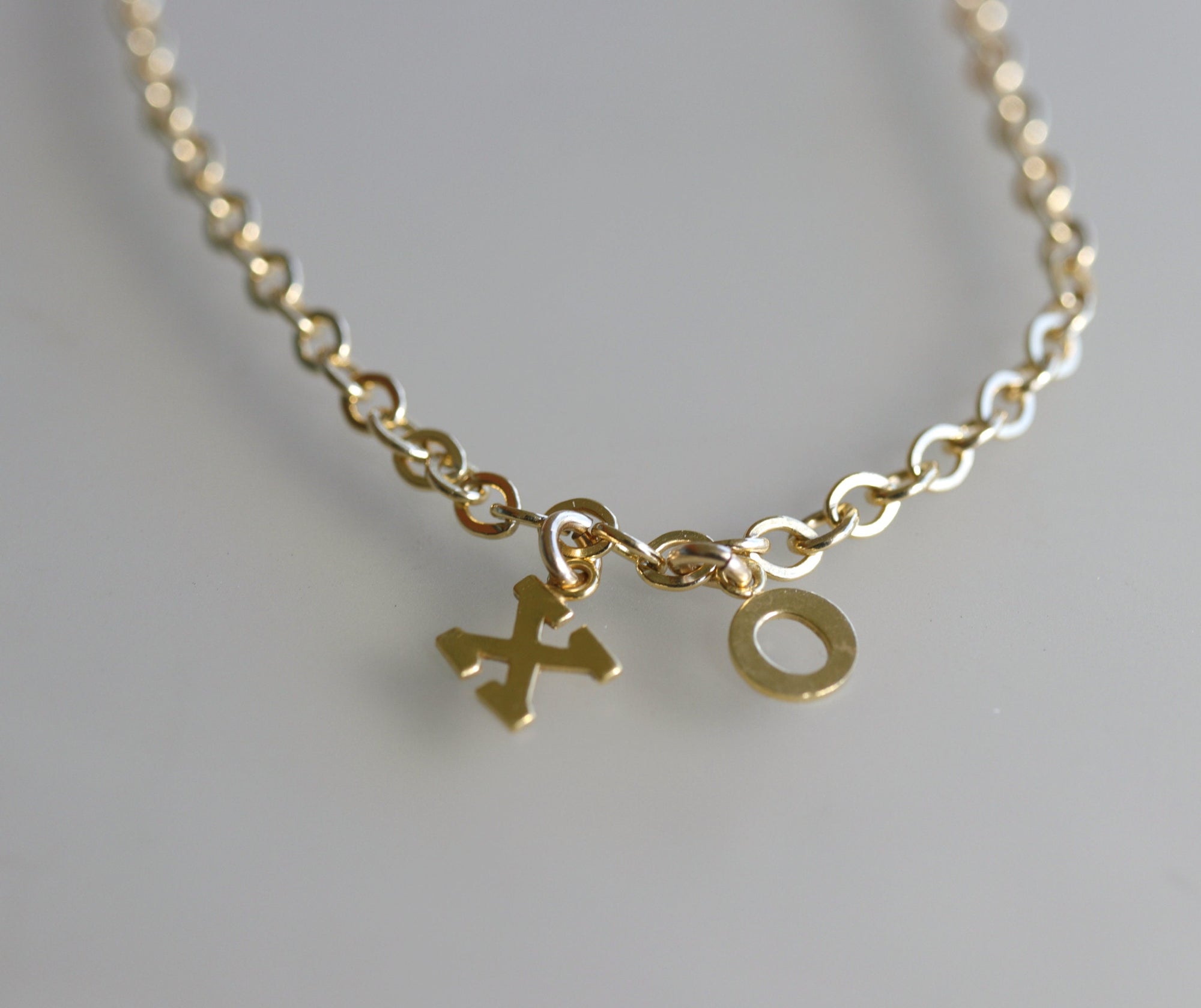 Dainty Initial Bracelet, Gold Letter Bracelet, Layering Bracelet, Personalized Gold Chain Bracelet, Gold Filled Link Chain Bracelet