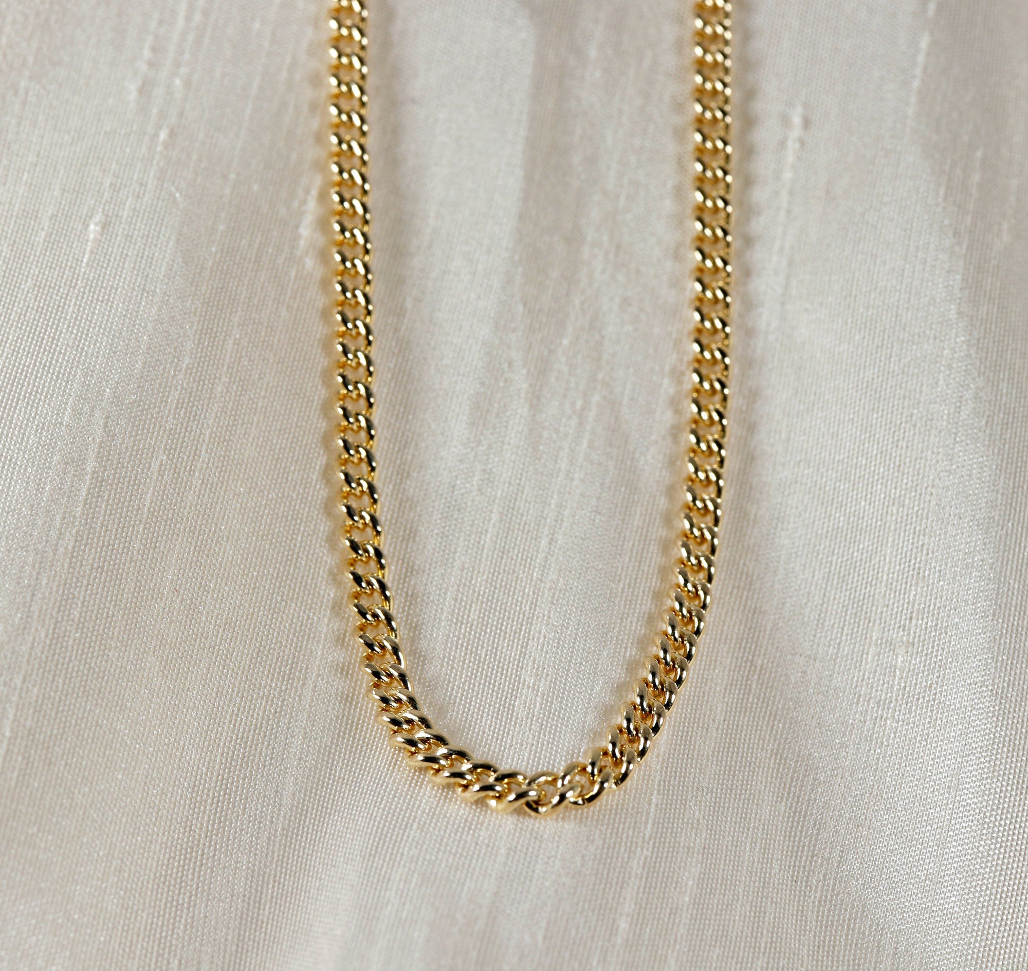 Gold Curb Chain Bracelet