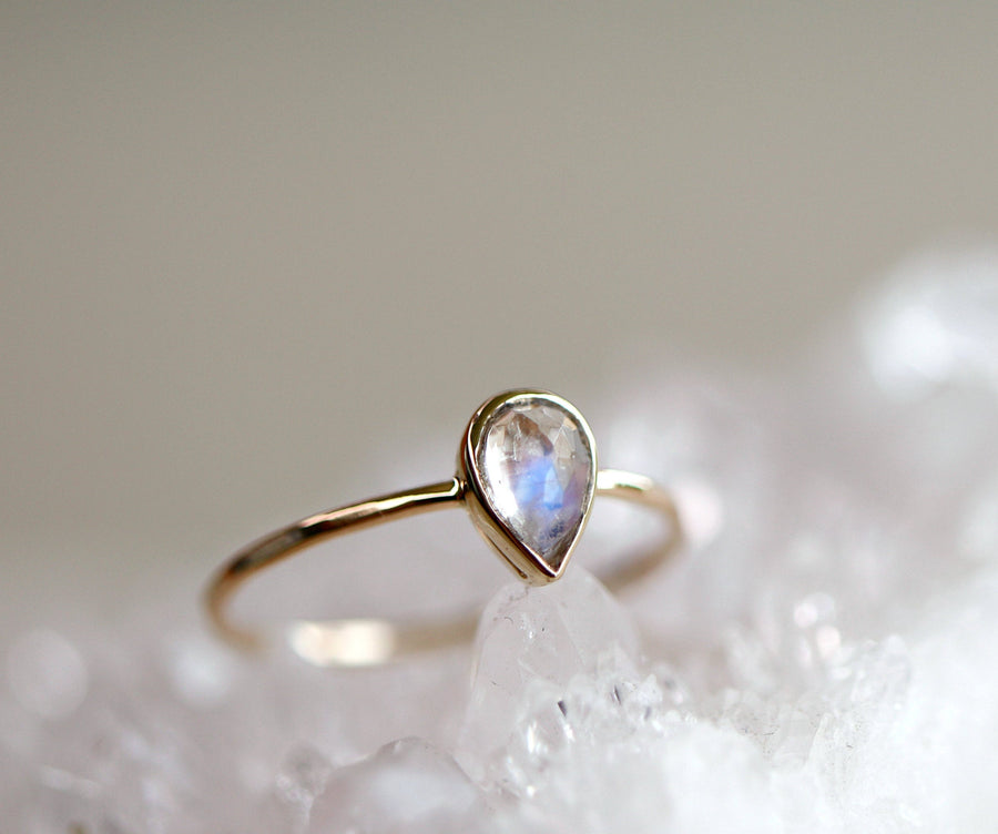 Buy Dainty Moonstone Engagement Ring,rainbow Moonstone Ring.vintage Oval  Ring,art Deco White Gold Ring,unique Wedding Ring,personalized Ring Online  in India - Etsy